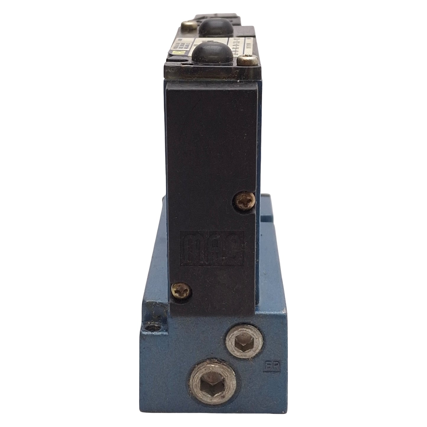 Used Mac 92A-ABA-BAG-DM-DJBJ-1KD Solenoid Valve, 5/2-Way, 20-120psi, 240VAC Coil