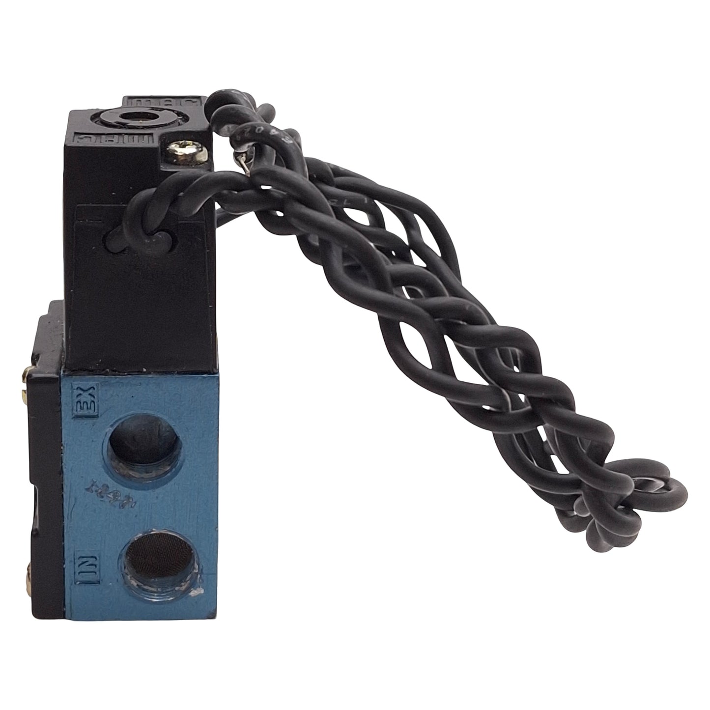 Used Mac 45A-AA1-DFAA-1BA Solenoid Valve, 4/2-Way, Vac-120psi, 1/8in NPT, 12VDC Coil