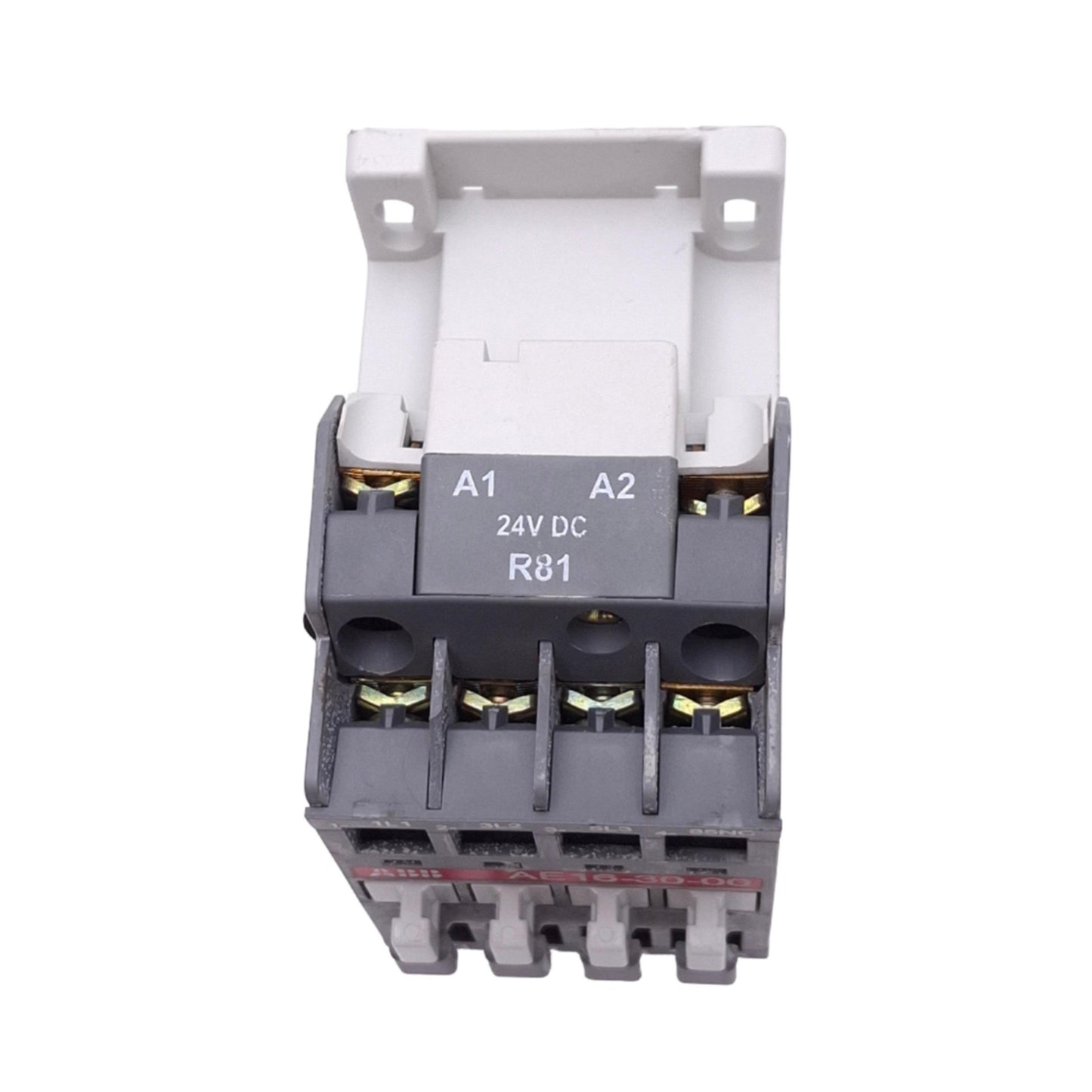 Used ABB AE16-30-00 Contactor, 3-Poles NO, 600VAC 30A 15HP, DIN Rail, 24VDC Coil