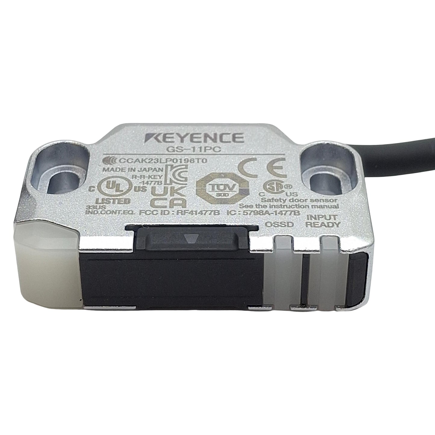 Used Keyence GS-11PC Safety Interlocking Switch PNP 24VDC 0.8W, 18/14mm Range, 8P M8
