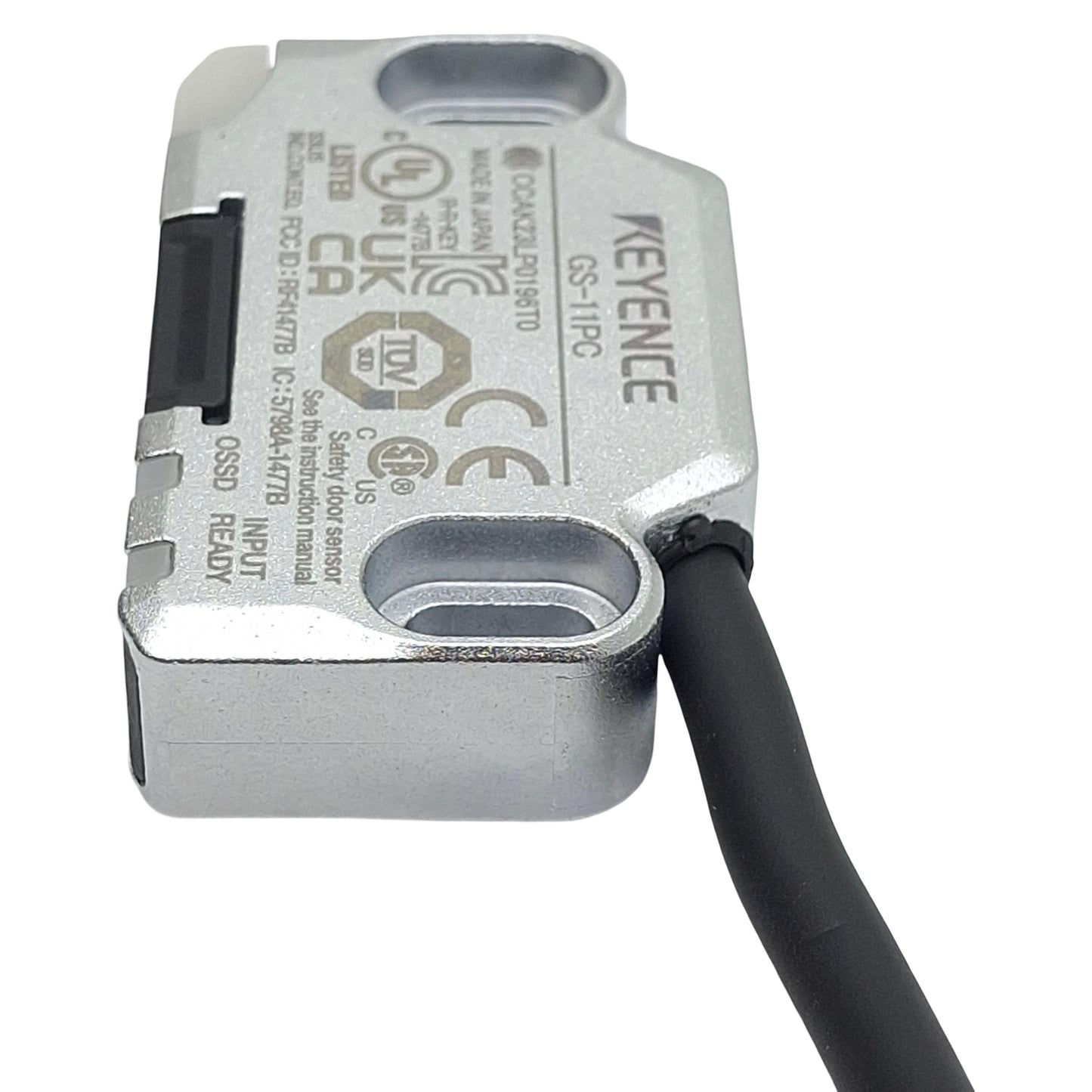 Used Keyence GS-11PC Safety Interlocking Switch PNP 24VDC 0.8W, 18/14mm Range, 8P M8