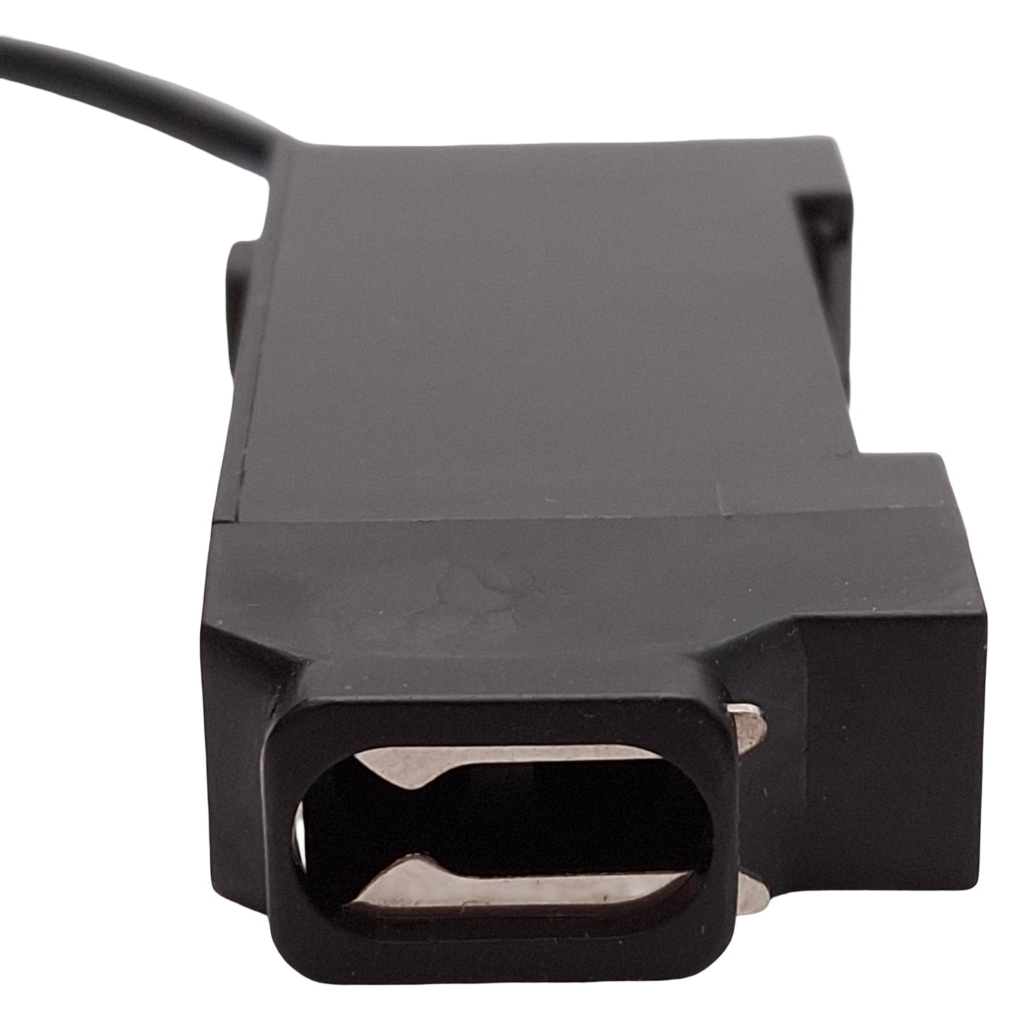 New – Open box Banner Engineering D12EP6FV 41968 Fiber Optic Sensor, SPST-PNP 10-30VDC DIN Rail