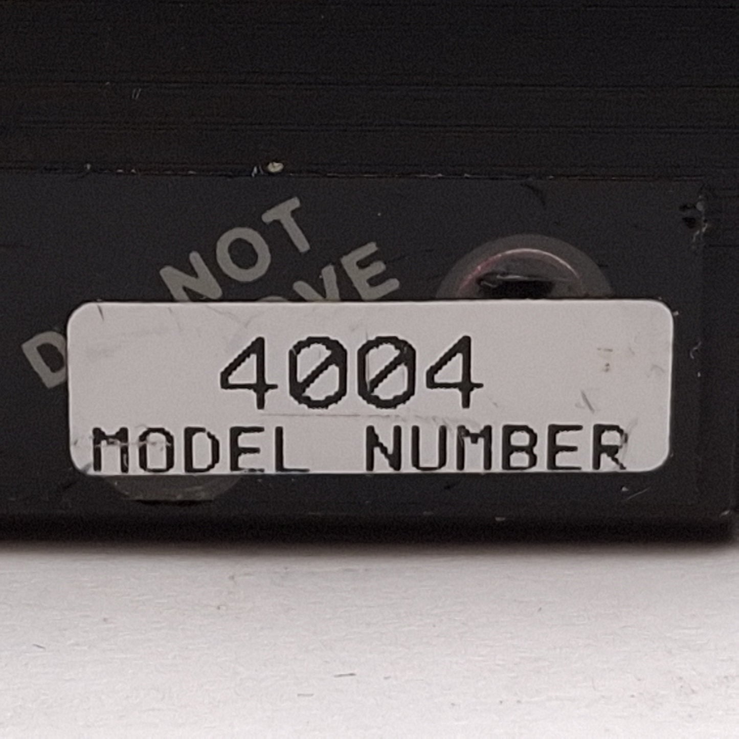 Used Parker 4004 Linear Micrometer Stage, 1in Travel, 1.75in x 1.75in, #6-32, 25lbs
