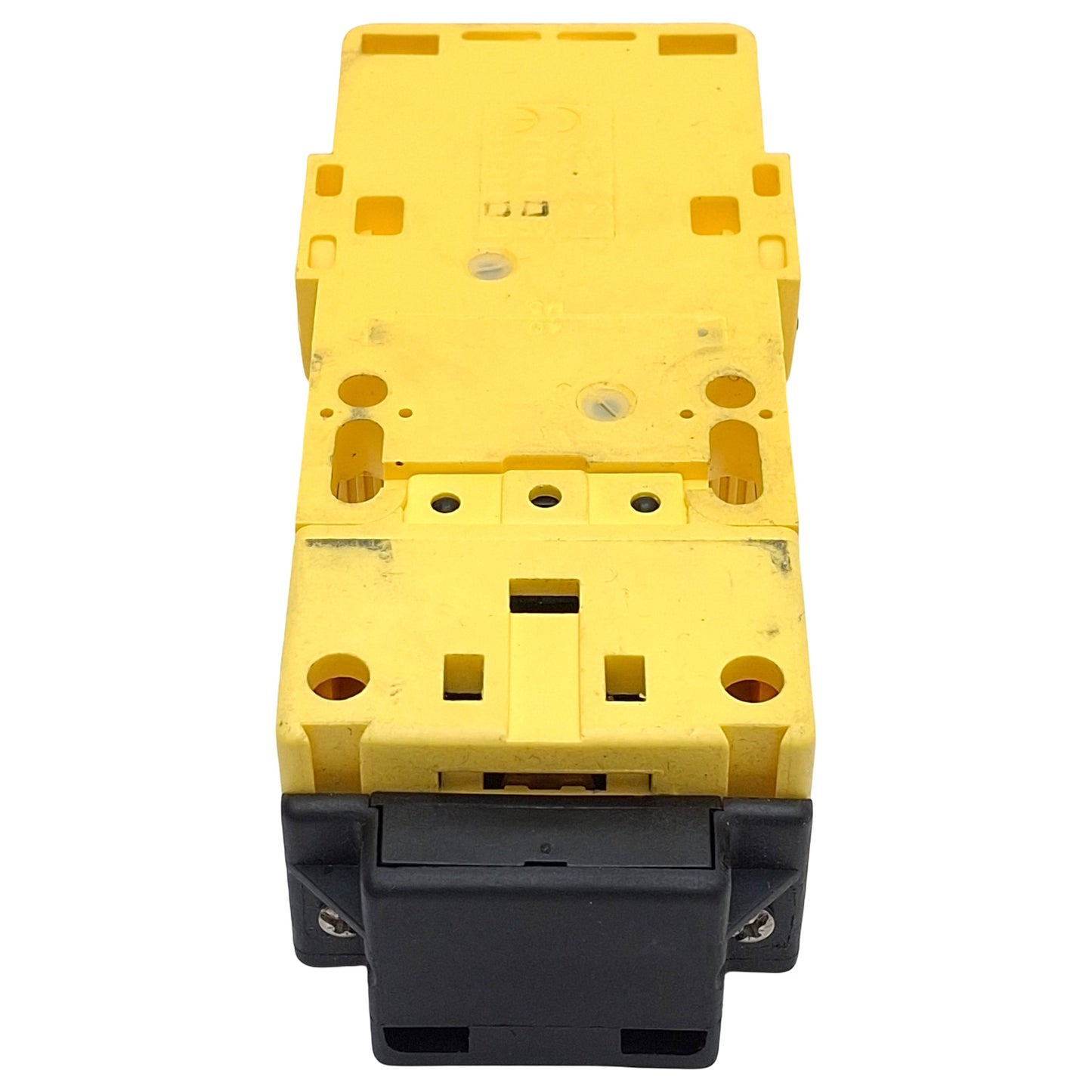 Used Sick i14-M0213 Safety Interlock Switch, 2N.C/1N.O, 1000N Max, 24VDC 2A, M20 x 1