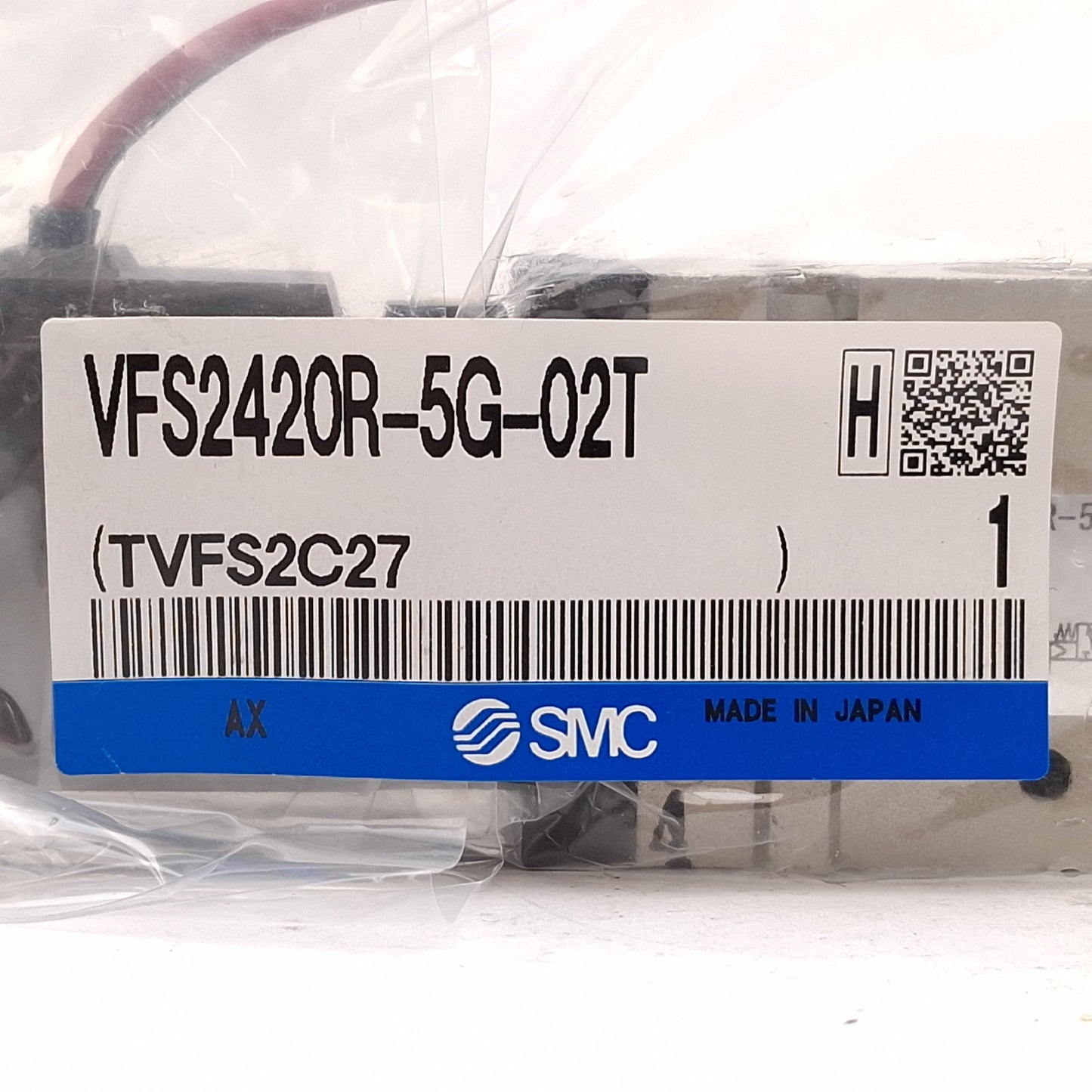 New SMC VFS2420R-5G-02T Solenoid Valve, 3-Pos Exh Center, 1/4in NPTF, 24VDC Coils