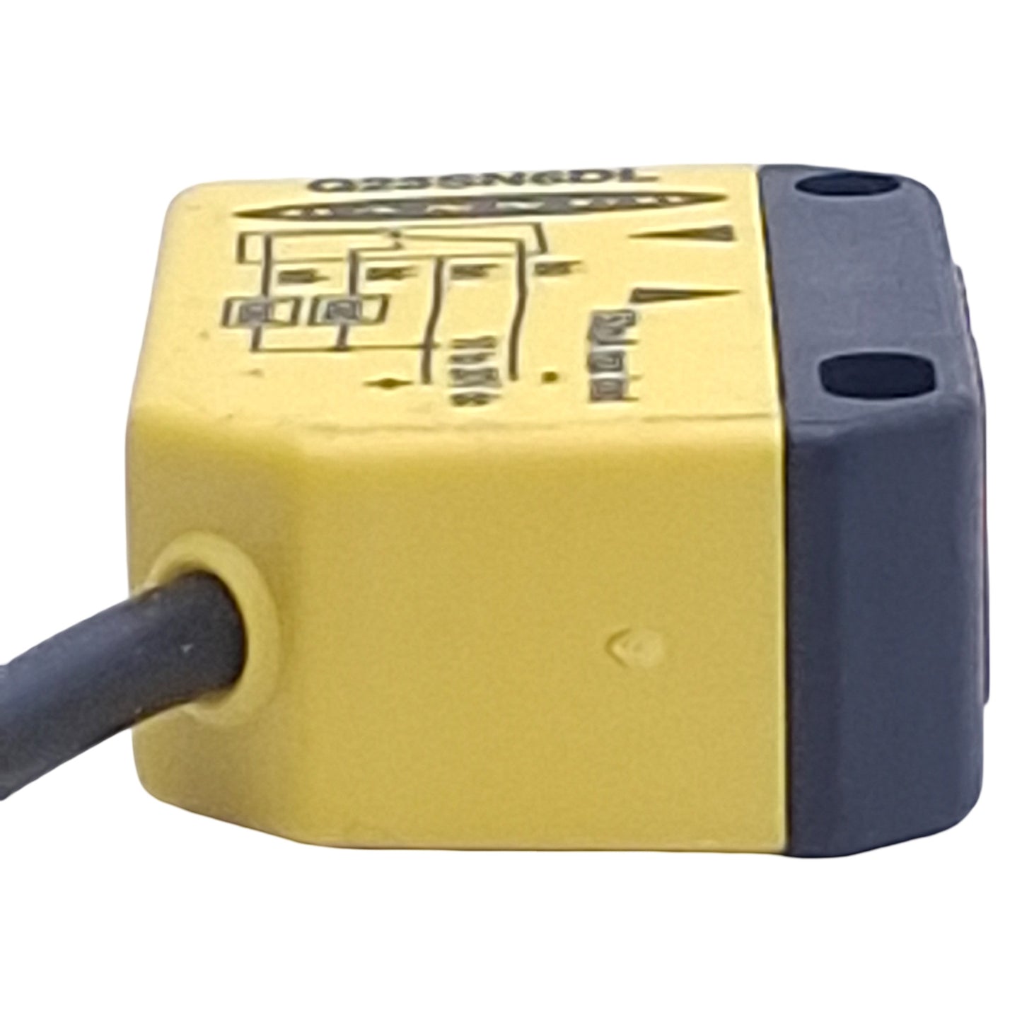 Used Banner Q23SN6DL Photoelectric Sensor NPN, 10-30VDC, 30-300mm Range, 2m Cable