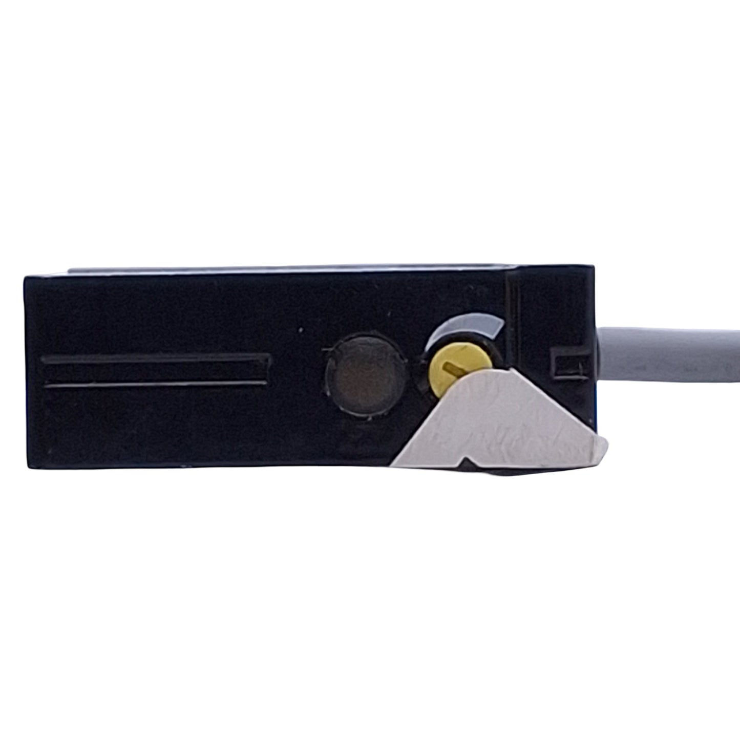 Used Baumer Electric FHDM 12P5001 Photoelectric Sensor PNP, 15-300mm Range, 10-30VDC