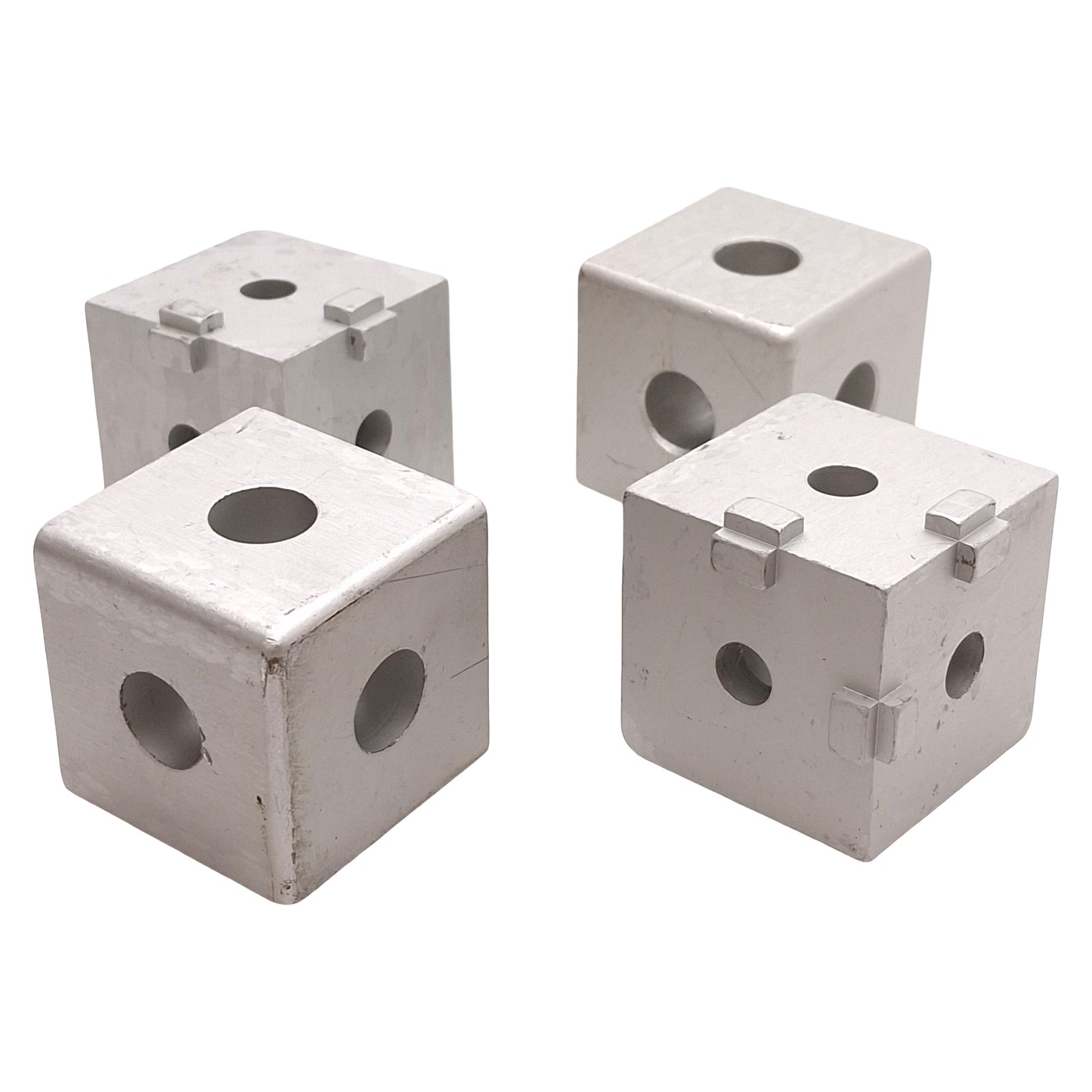 Used Lot of 4 80/20 4442 Aluminum 3-Way Squared Corner Connector, 15-Series, 1.5in³