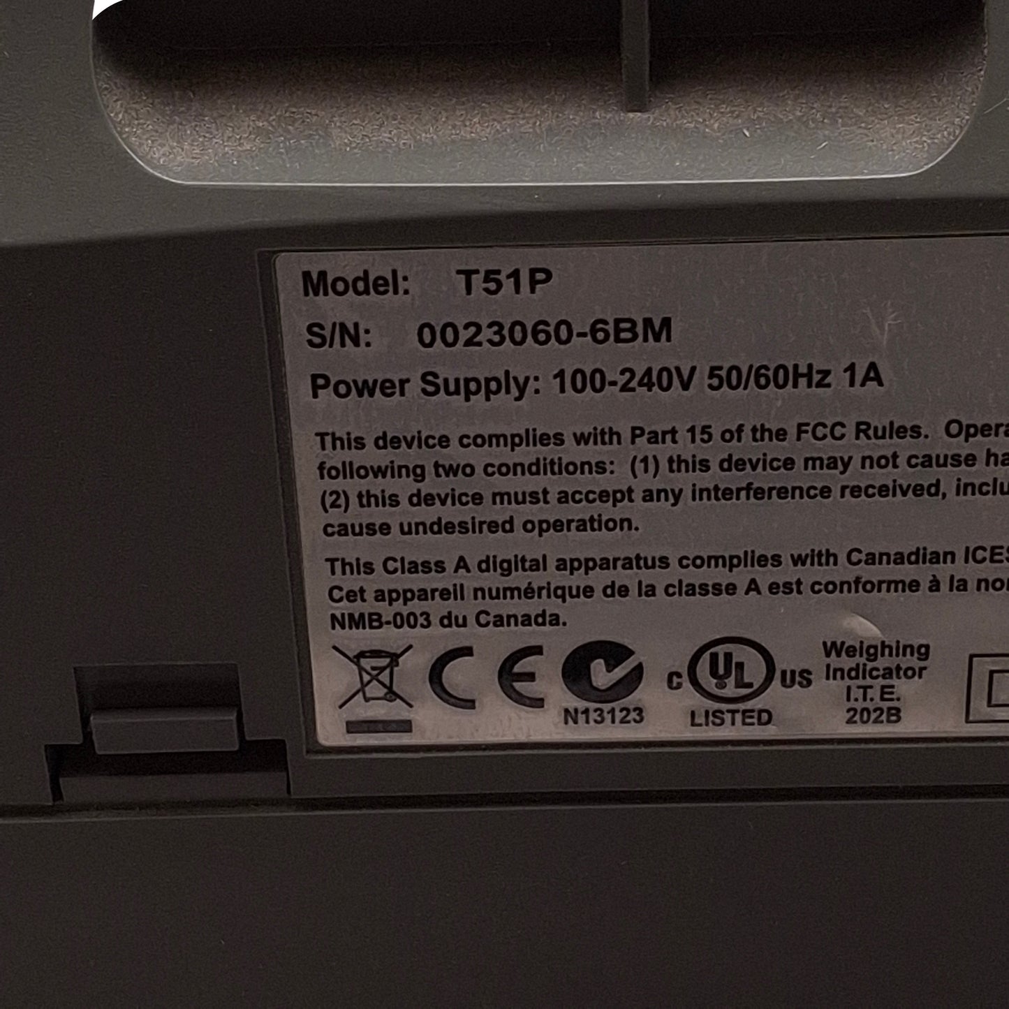 Used Ohaus D10QR Defender Bench Scale w/ T51P LCD Display 12x12in Base, 100-240VAC