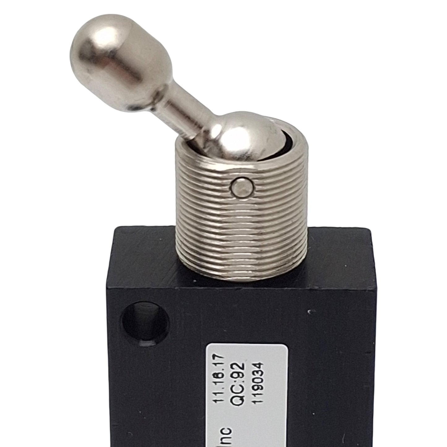 New Bimba Pneumadyne H4C-1/8-DT Detented Toggle Valve, 3/2-Way, 1/8in NPT, 125psi