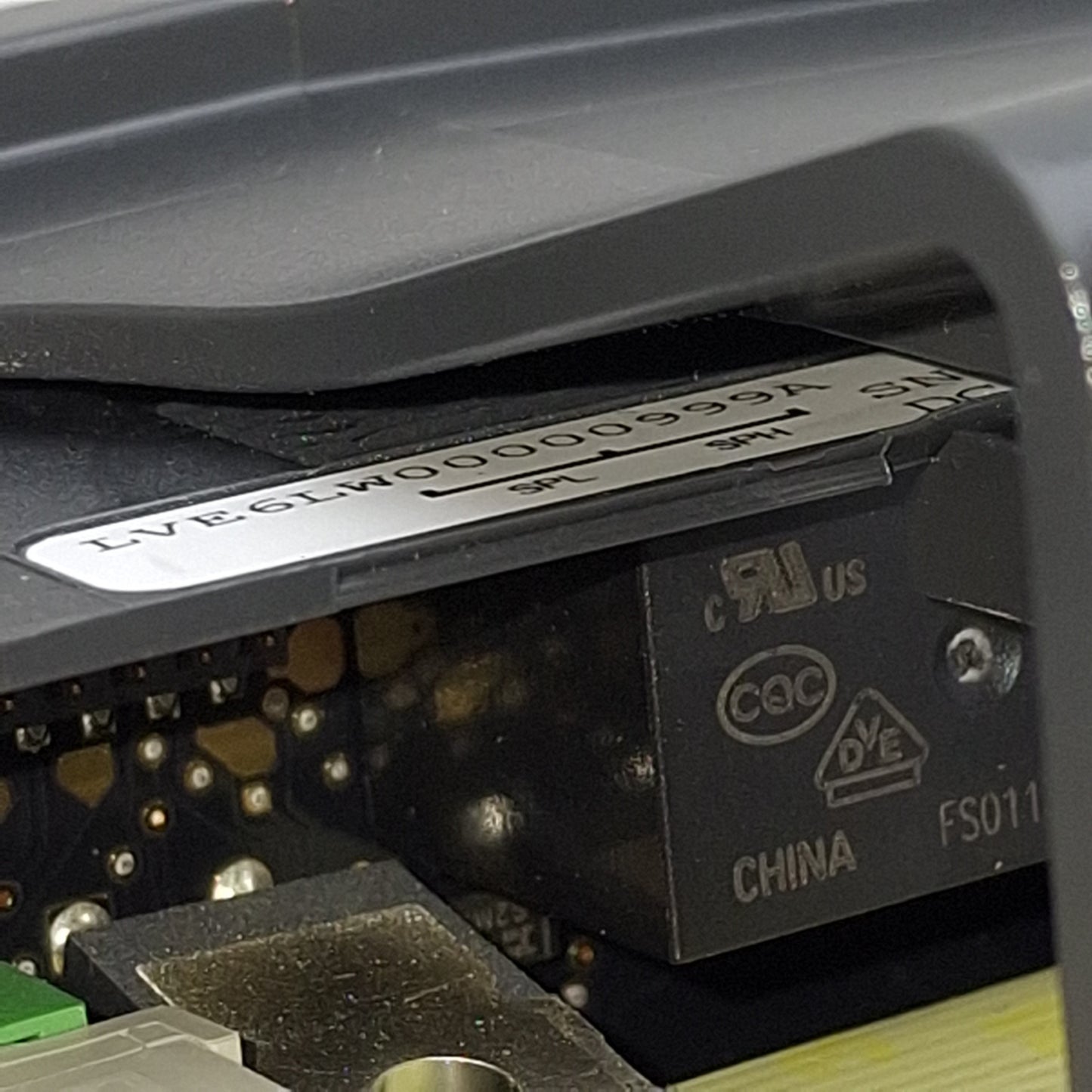 Used Watlow LVE6LW0000999A Temperature Limit Controller, Type K, 230-240VAC, DIN Rail