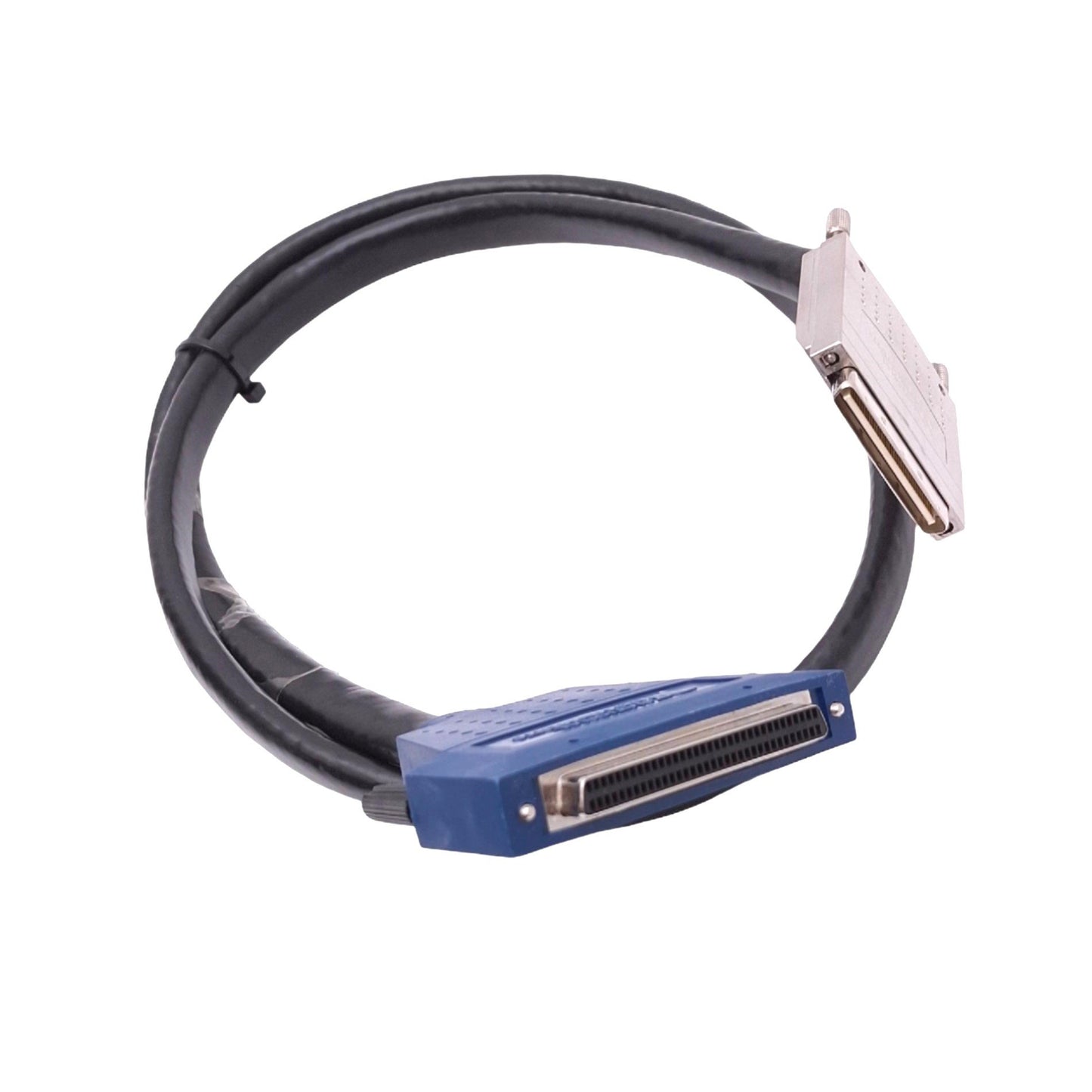 Used National Instruments SHC68-68-EPM Cable, 68-Pin Male VHDCI 68-Pin D-Sub F, 1m