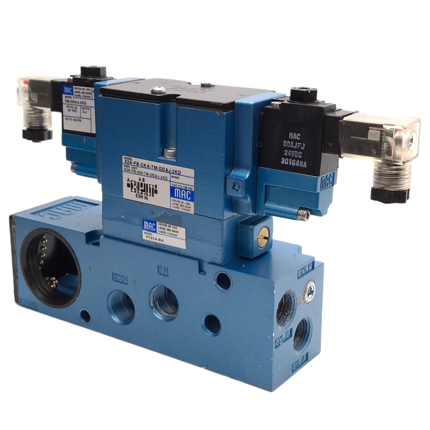 Used Mac 82A-FB-CKA-TM-DDAJ-2KD Dual Solenoid Valve w/ Flow Control 3/8in NPTF, 24VDC