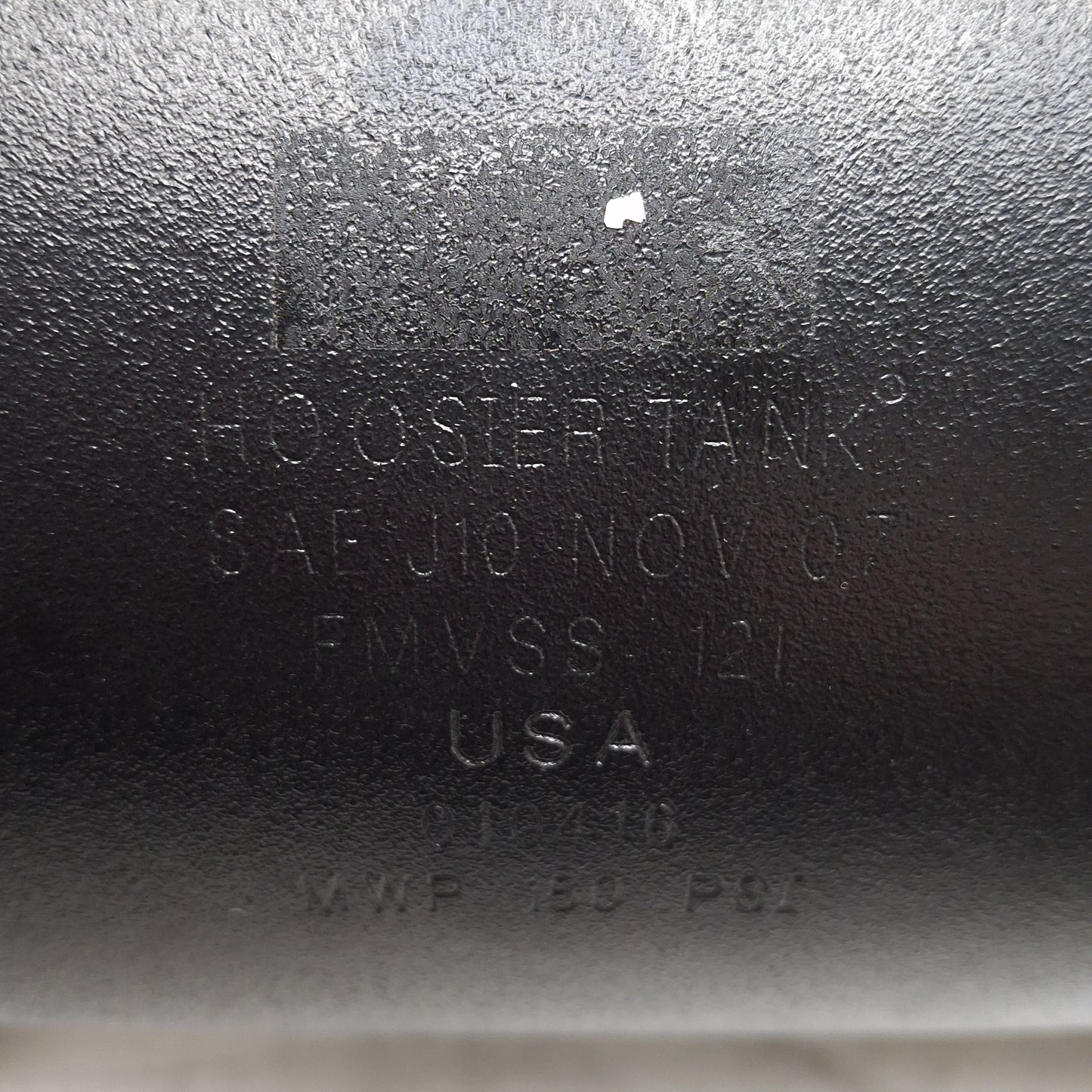 Used Hoosier Tank SAE J10 FMVSS 121 Air Reservoir, ø6in x 16in, 150psi, 1/4 & 1/2 NPT