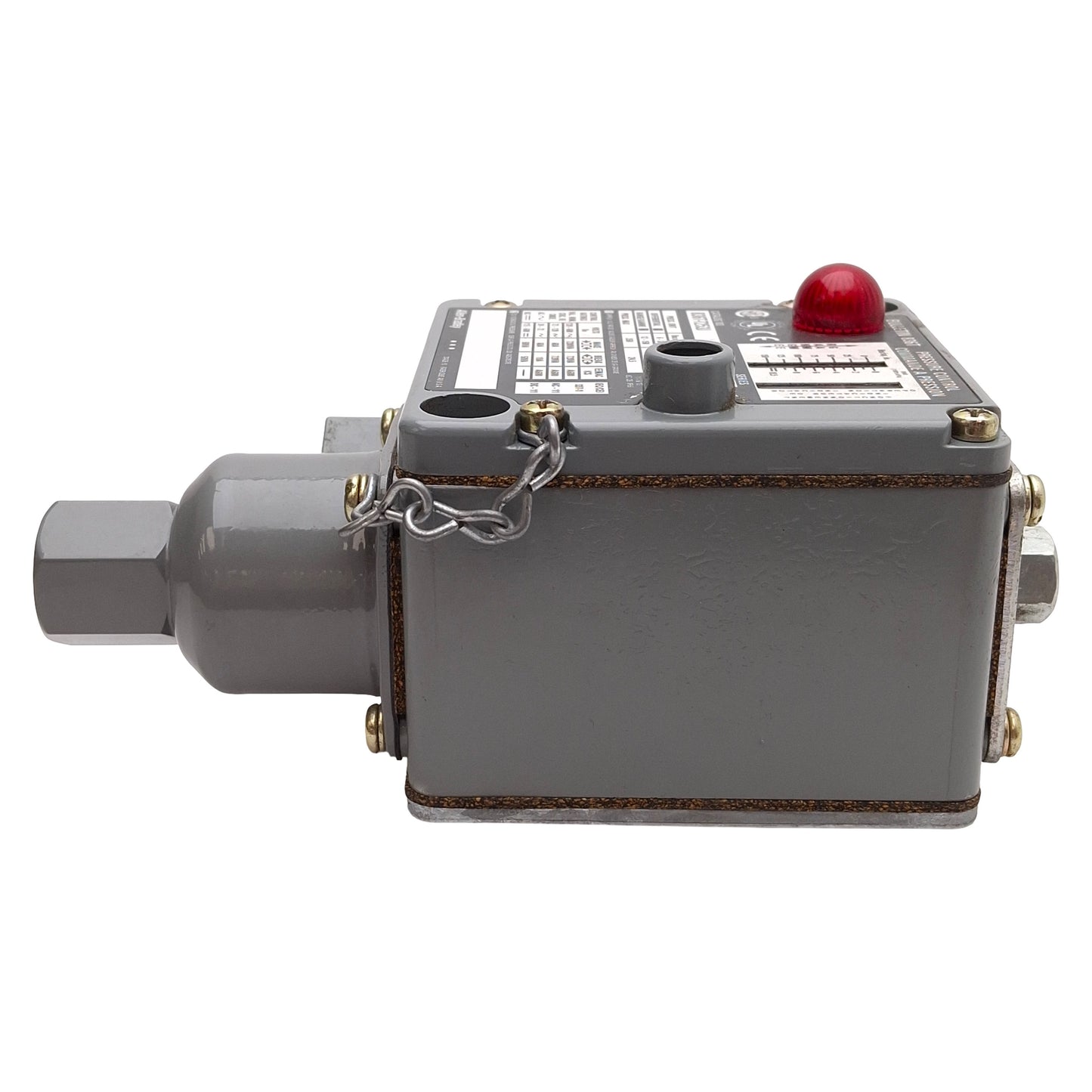 Used Allen Bradley 836T-T253JX15 Pressure Control Switch, 350psi, 1/4 & 3/8in NPT
