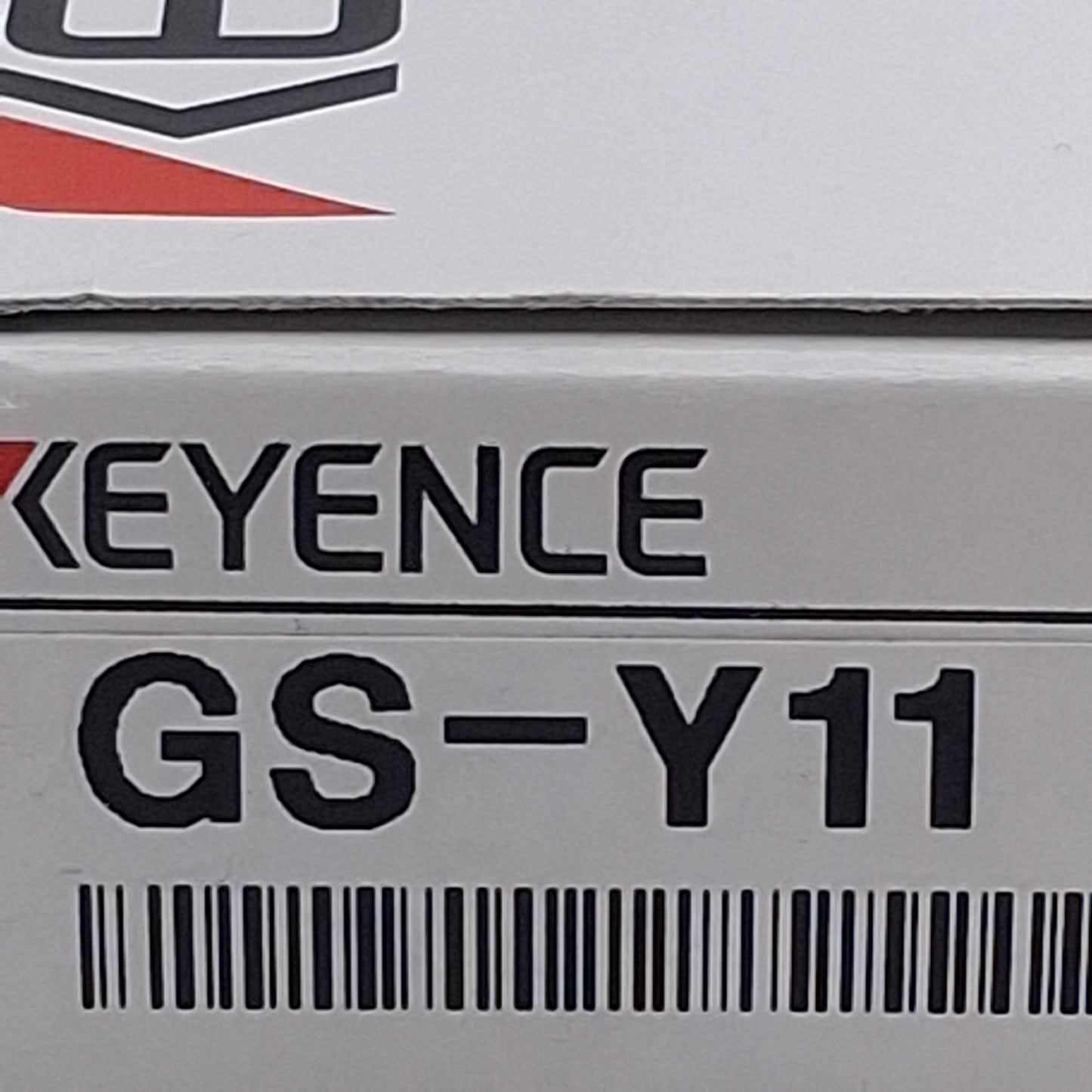 New Keyence GS-Y11 Y-Shaped Connector, 5-Pin M12 M x 5-Pin M12 F x 8-Pin M12 F