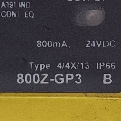Used Allen Bradley 800Z-GP3Q4 Zero-Force Touch Button 10-30VDC, PNP, 4-Pin QD