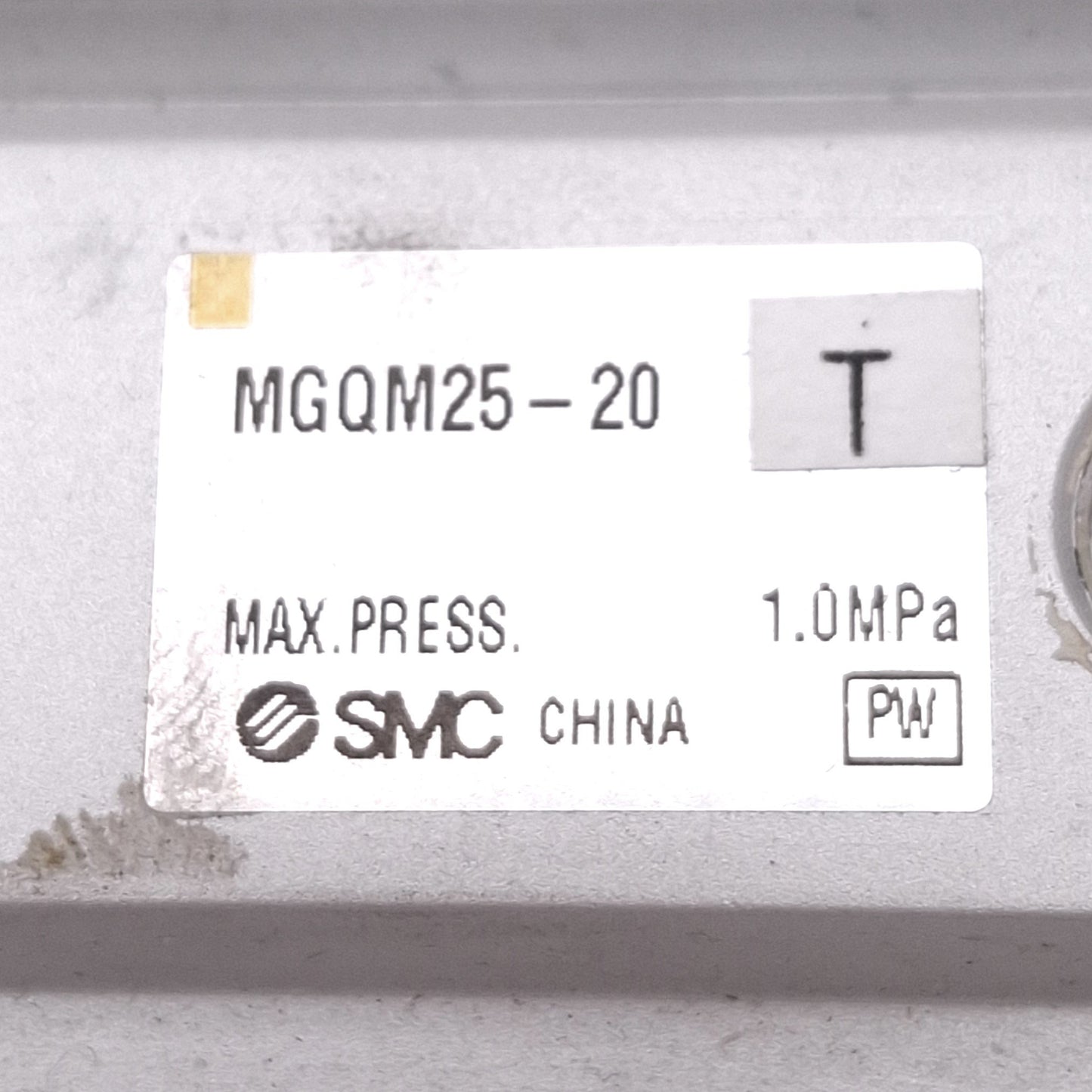 Used SMC MGQM25-20 Compact Guided Cylinder, 25mm Bore, 20mm Stroke, Rc 1/8, 1.0MPa