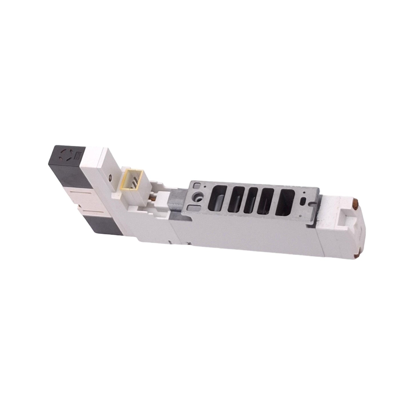 Used SMC VQ2300N-5 Solenoid Valve, 5-Port 3-Position Closed, 0.1-0.7MPa, 24VDC Coil