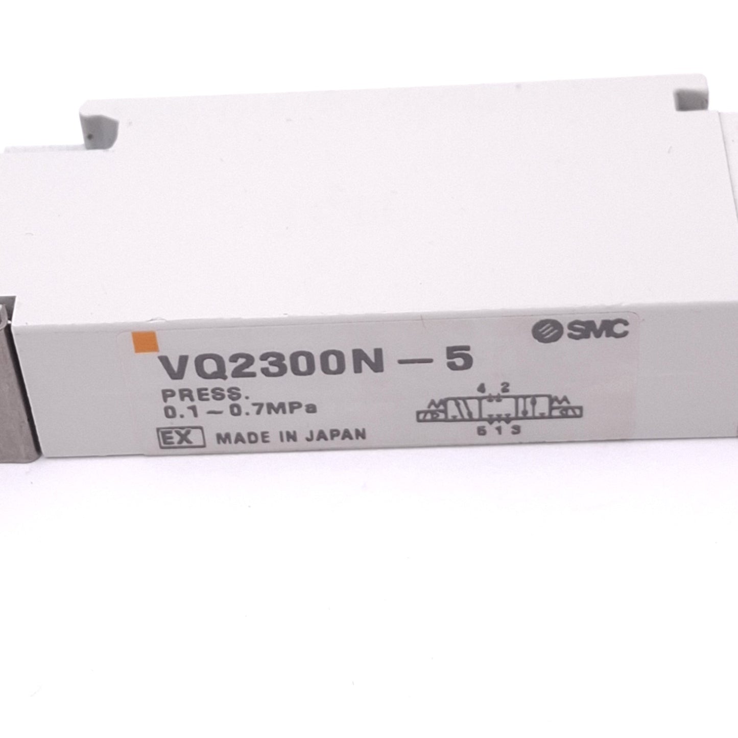 Used SMC VQ2300N-5 Solenoid Valve, 5-Port 3-Position Closed, 0.1-0.7MPa, 24VDC Coil