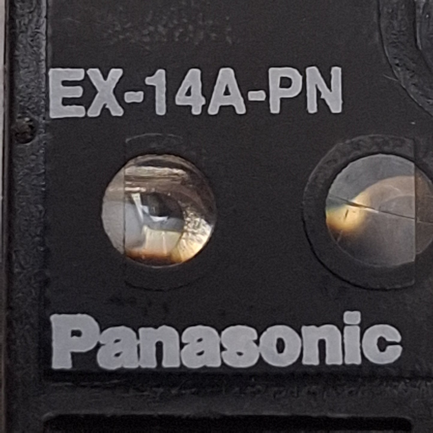 Used Panasonic SUNX EX-14A-PN Photoelectric Sensor, PNP, ø0.1mm @ 2-25mm, 12-24VDC