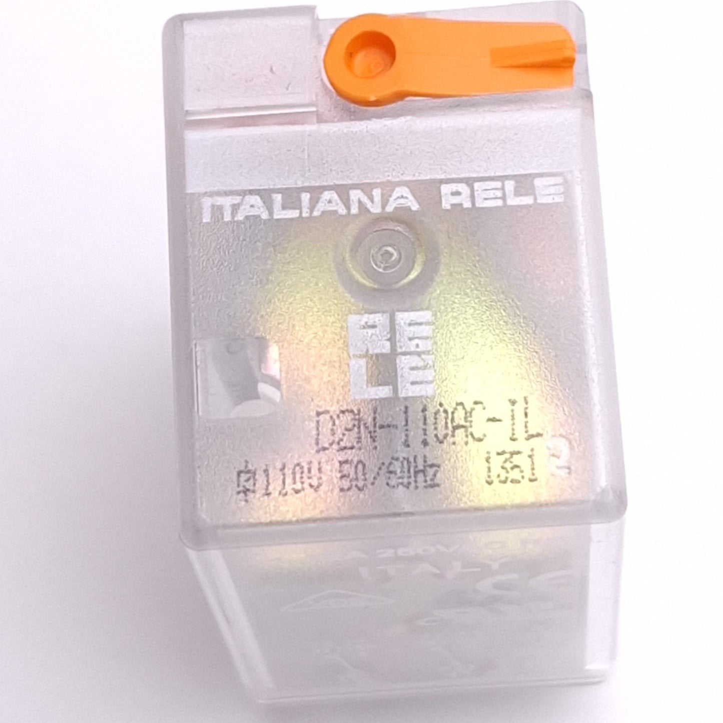 New – Open box Italiana RELE D2N-110AC-IL Plug-In Relay, DPDT 8-Pin, 12A Max, 110VAC Coil