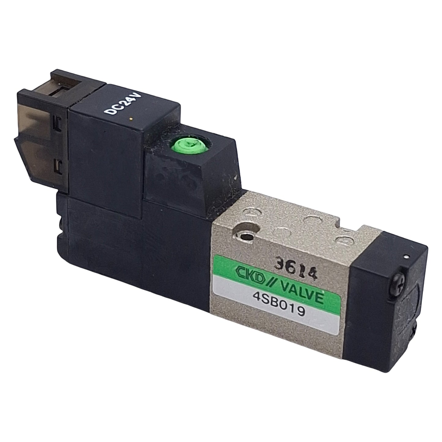 Used CKD 4SB019 Solenoid Valve, Sub-Plate Mount, 2-Position, 0.7MPa, 24VDC Coil