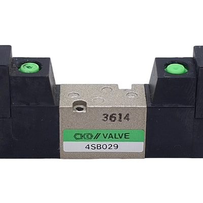 Used CKD 4SB029 Double Solenoid Valve Sub-Plate Mount, 2-Position, 0.7MPa, 24VDC Coil