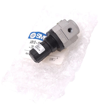New SMC AR10-M5-X406-X34US40-70 Pneumatic Regulator, 40-70psi Set, 145psi Max, M5