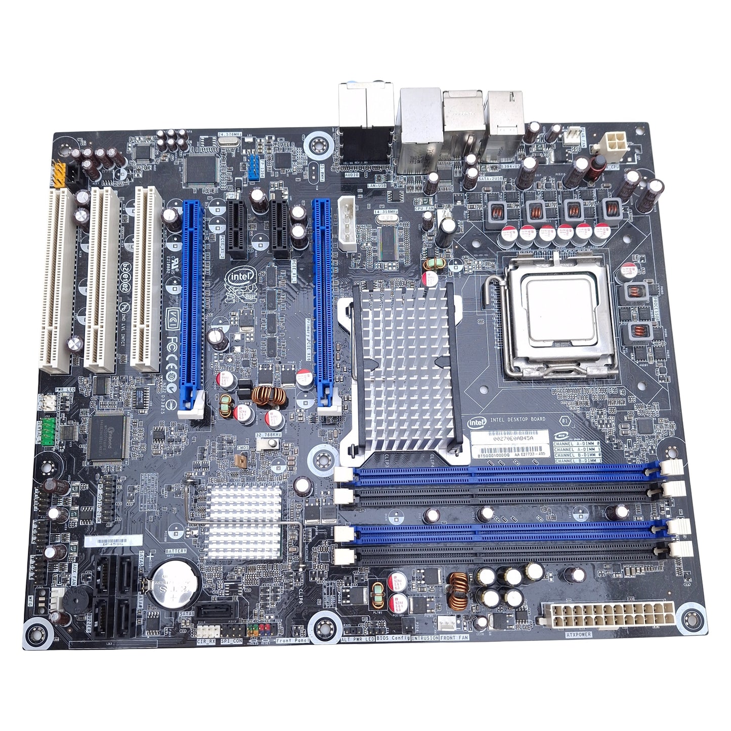 Used Intel DP45SG Motherboard w/Intel Core 2 Duo E8400 3.00GHz, ATX, 4x 240-pin DDR3