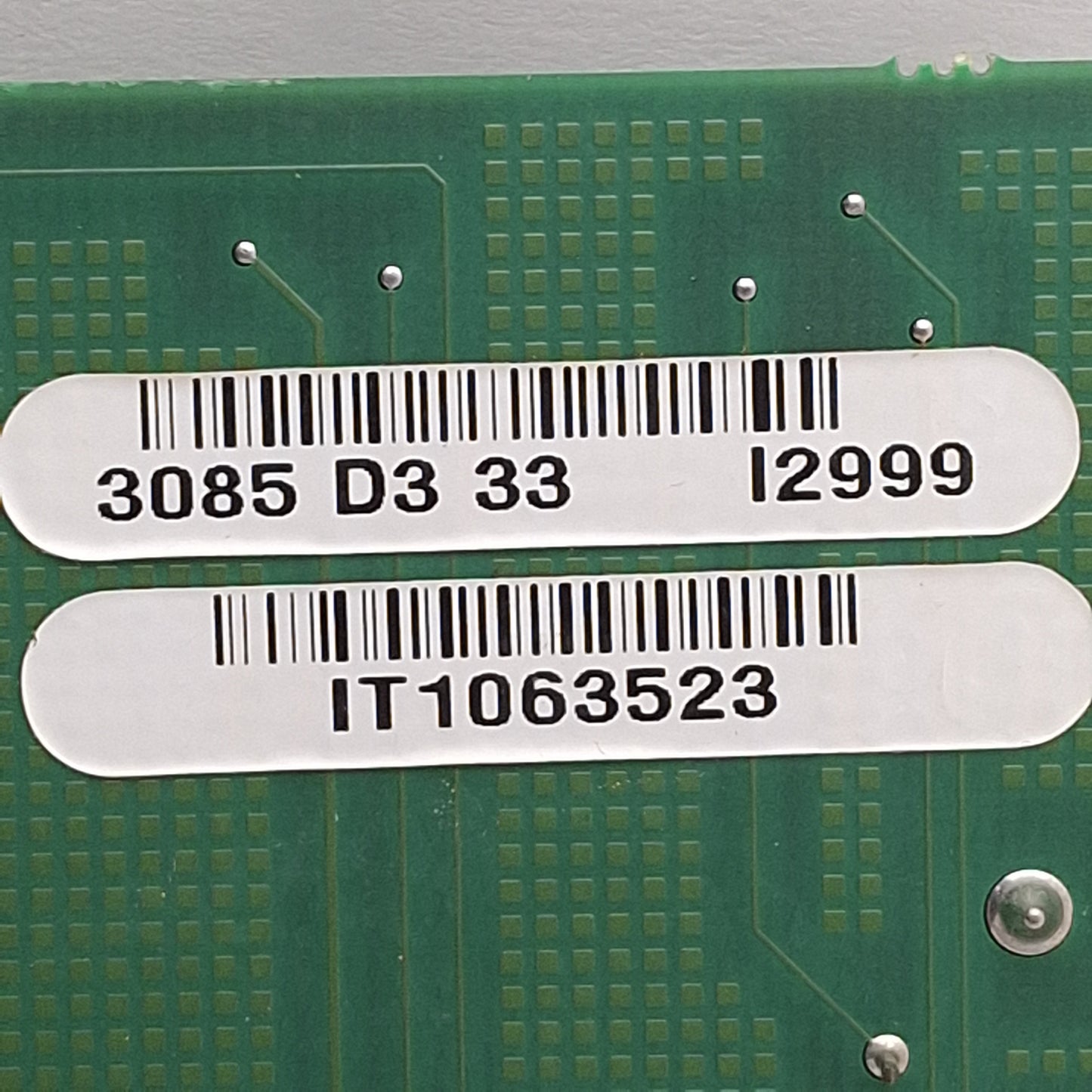 Used Integral Technologies 3085 D3 33 Video Card/Frame Grabber, PCI, VGA, BNC/S-Video