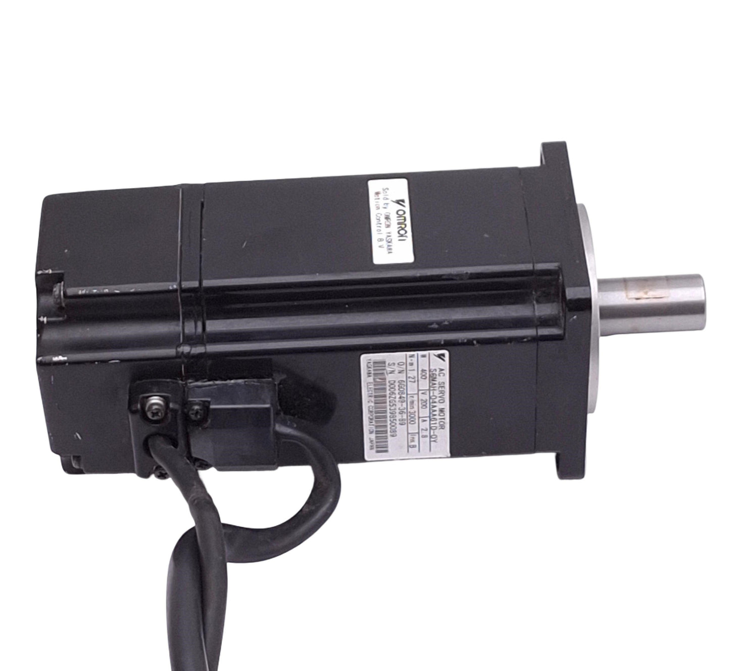 Used Yaskawa SGMAH-04AAA61D-0Y Servo Motor, 200V, 400W, 1.27Nm, 3000RPM, 60mm Frame