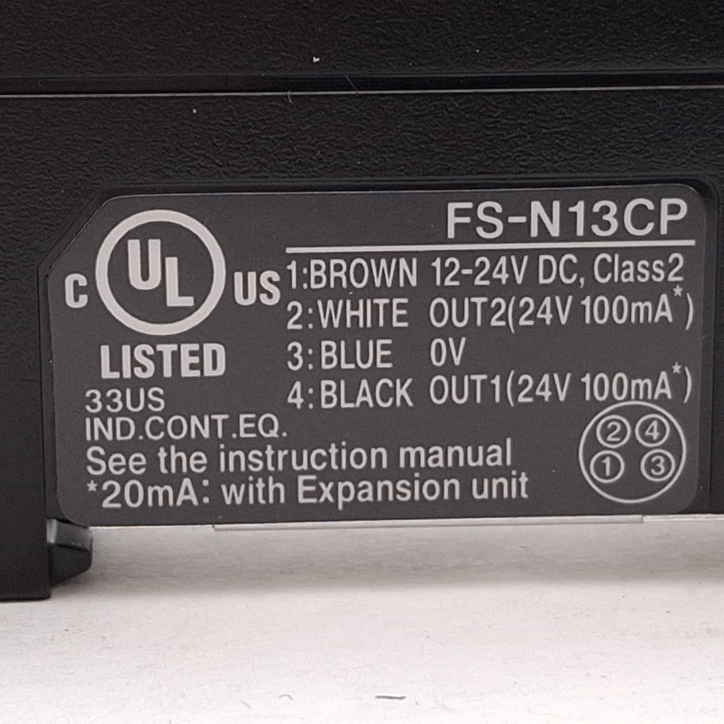 New Keyence FS-N13CP Fiber Amplifier, 2x PNP Output, Red LED, 12-24VDC, M8 4-Pin