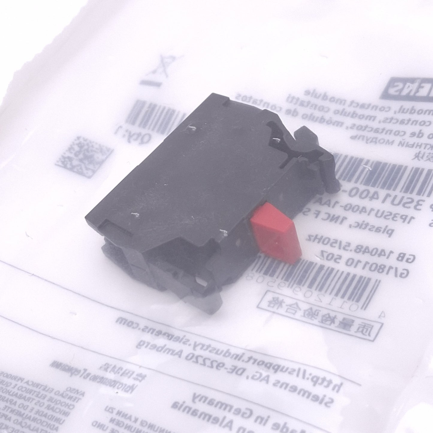 New Siemens 3SU1400-1AA10-1CA0 Contact Module, 1 Normally Closed, for 22mm Pilot