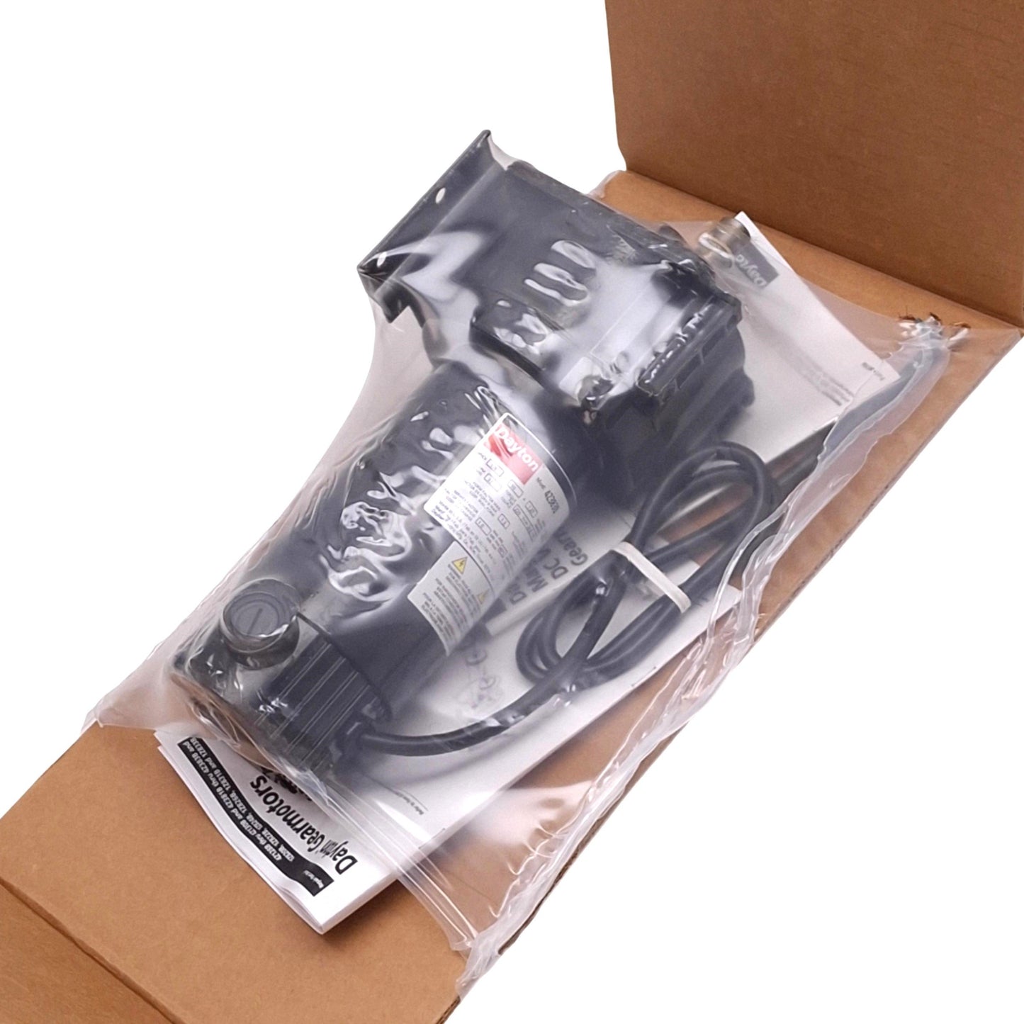 New Dayton 4Z383B DC Gearmotor, 58:1, 31rpm 220in-lbs 1/8HP Max, 90VDC 1.41A