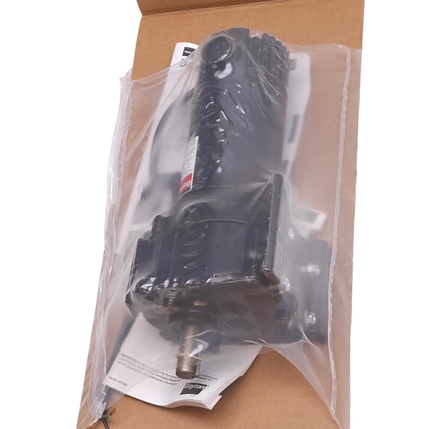 New Dayton 4Z383B DC Gearmotor, 58:1, 31rpm 220in-lbs 1/8HP Max, 90VDC 1.41A