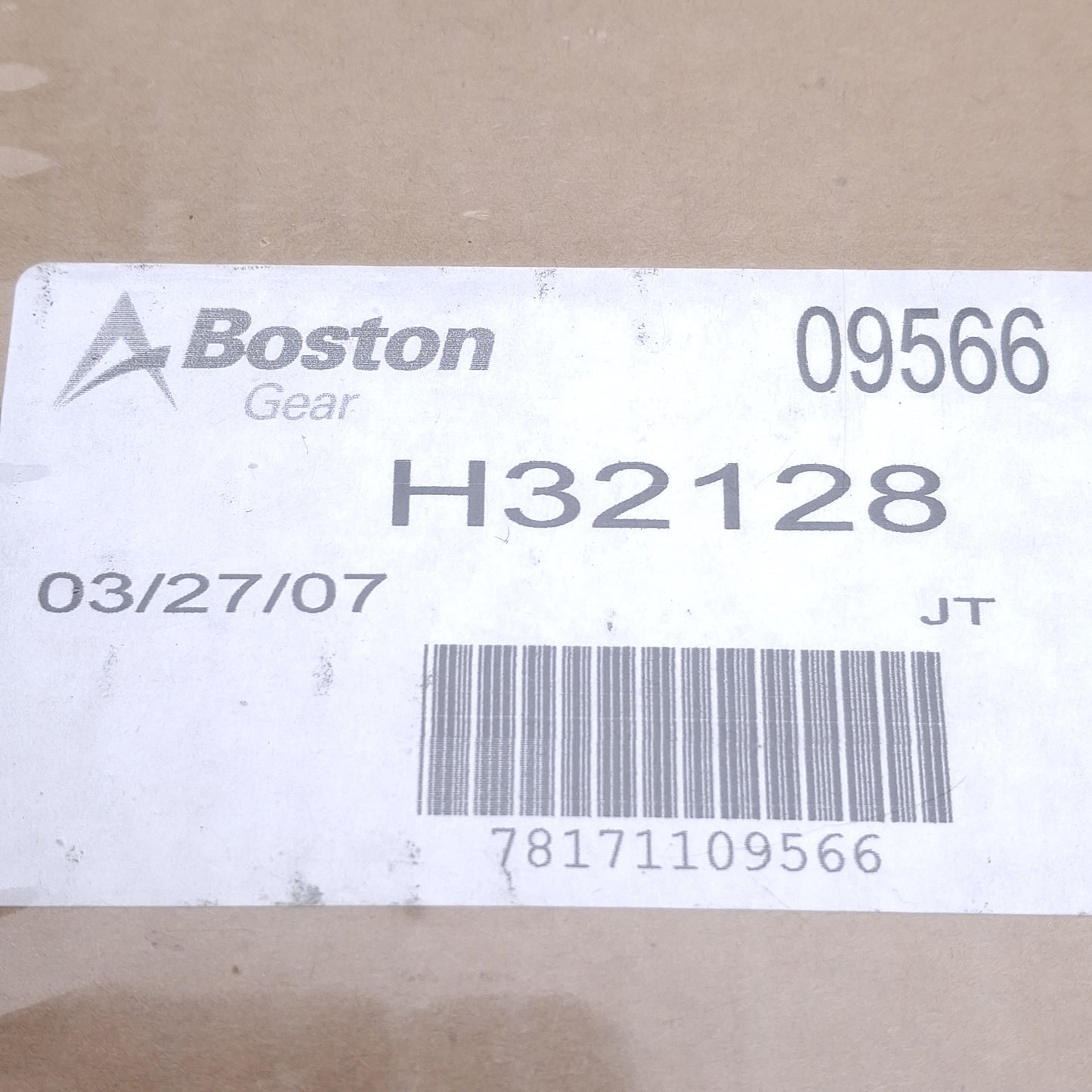 New Boston Gear H32128 Steel Spur Gear, ø0.375in Bore, 128 Teeth, 32 Diametral Pitch