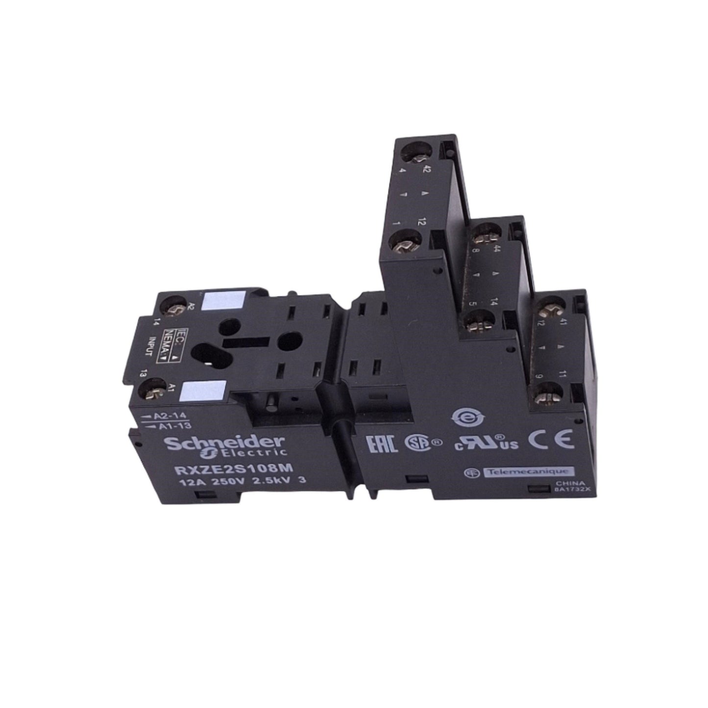 New – Open box Schneider Electric RXZE2S108M Harmony Plug-In Relay Socket, 8-Pin, 12A 250V