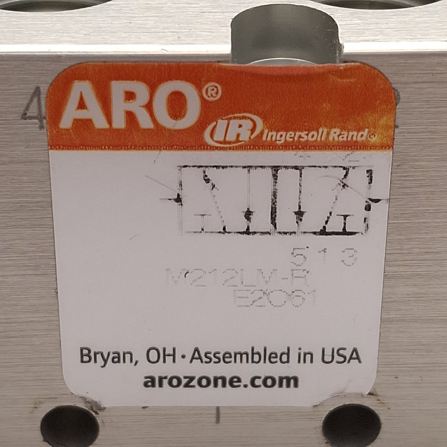 Used ARO M212LM-R Hand Lever Toggle Valve, 4-Way 2-Position, 20-140psi, 1/4in NPT