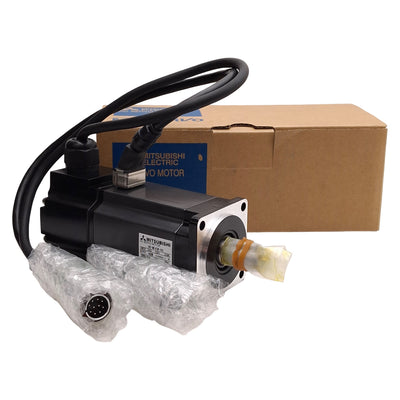 New Mitsubishi HC-MF43K-D5 Servo Motor, 400W, 3Ø 122VAC 2.8A, 3000rpm, 60mm Flange