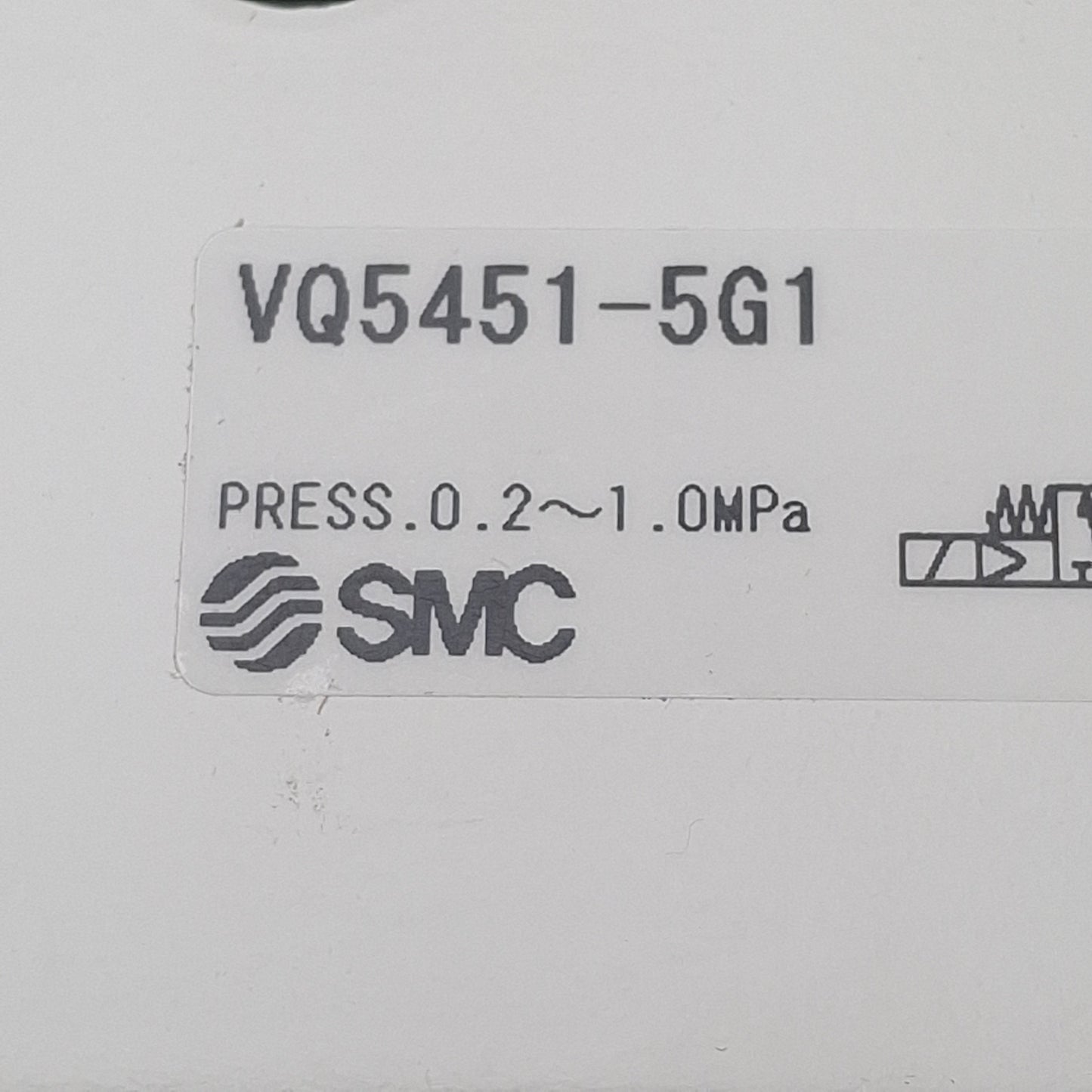 New – Open box SMC VQ5451-5G1 Base Mount Solenoid Valve, 5/3-Way, 1.0MPa, Plug-Lead, 24VDC Coil
