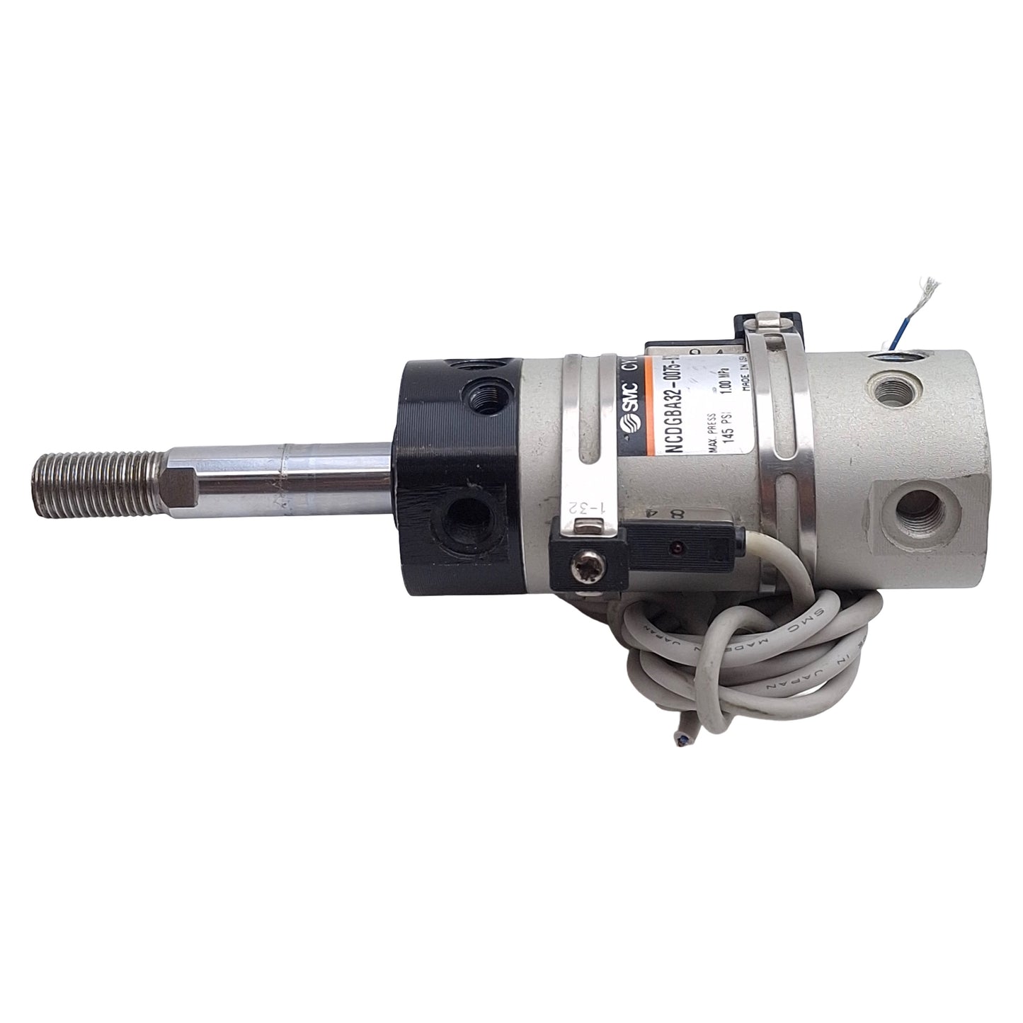 Used SMC NCDGBA32-0075-B73L Pneumatic Cylinder, ø1-1/4in Bore, 0.75in Stroke, Rc1/8