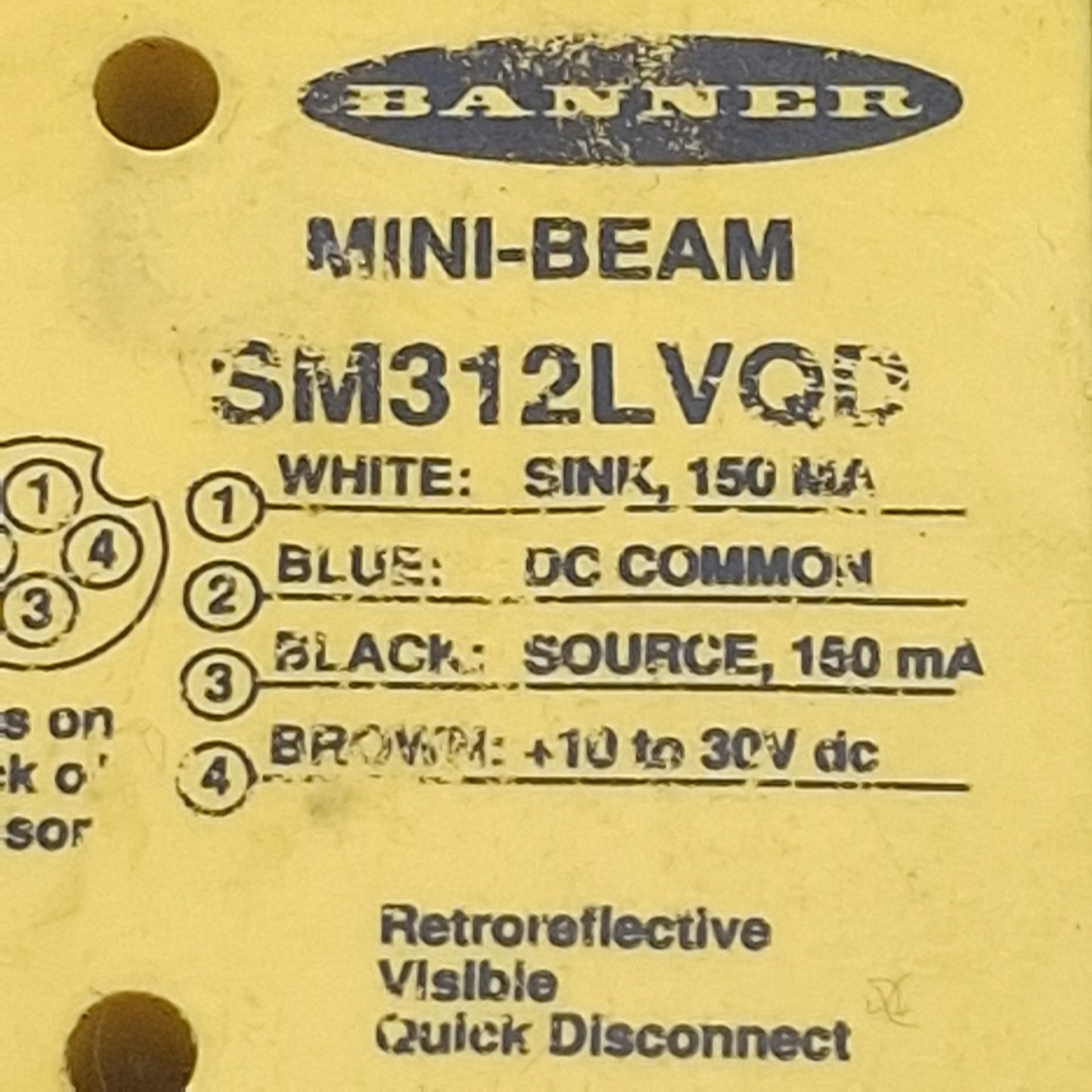 Used Banner SM312LVQD Photoelectric Sensor, NPN/PNP, 5m Range, 10-30VDC, 4-Pin M12