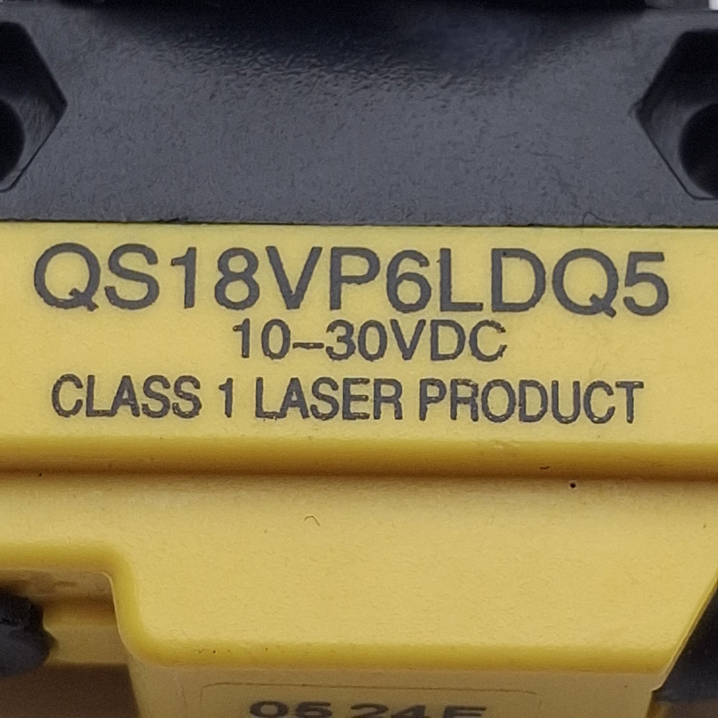 Used Banner QS18VP6LDQ5 Photoelectric Sensor, PNP, 300mm Range, 10-30VDC, 4-Pin M12