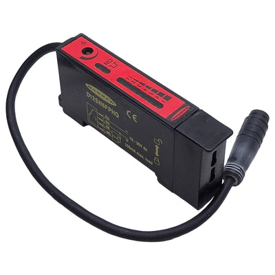 Used Banner D12SN6FPHQ Plastic Fiber Optic Amplifier, NPN, 10-30VDC, 4-Pin M8, 6in