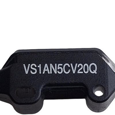 New Banner VS1AN5CV20Q Convergent Proximity Sensor NPN, 20mm Range, 30VDC, 3-Pin M8