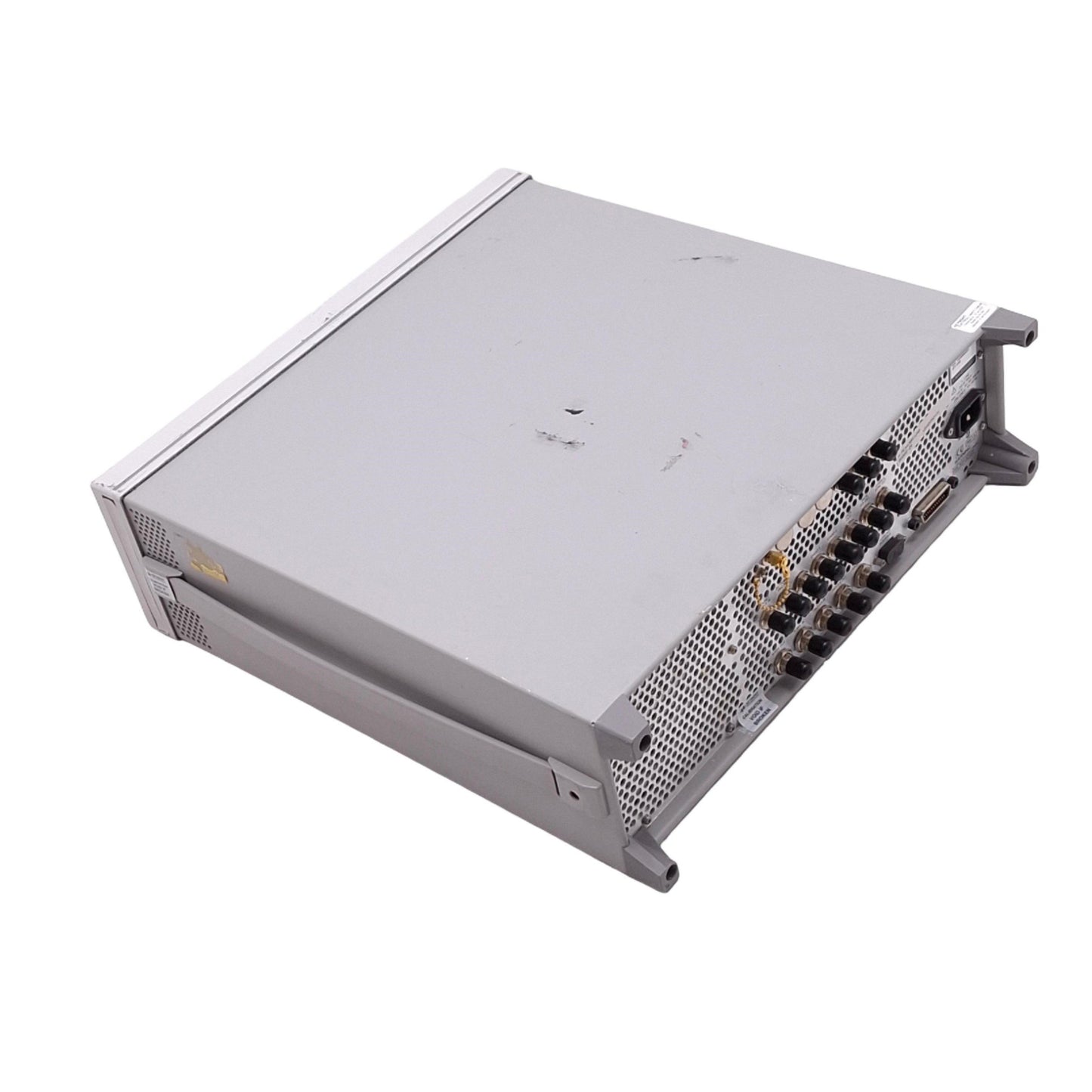 For parts or not working Agilent E4430B ESG-D Series Signal Generator 250kHz-1.0GHz, 240VAC, *For Parts