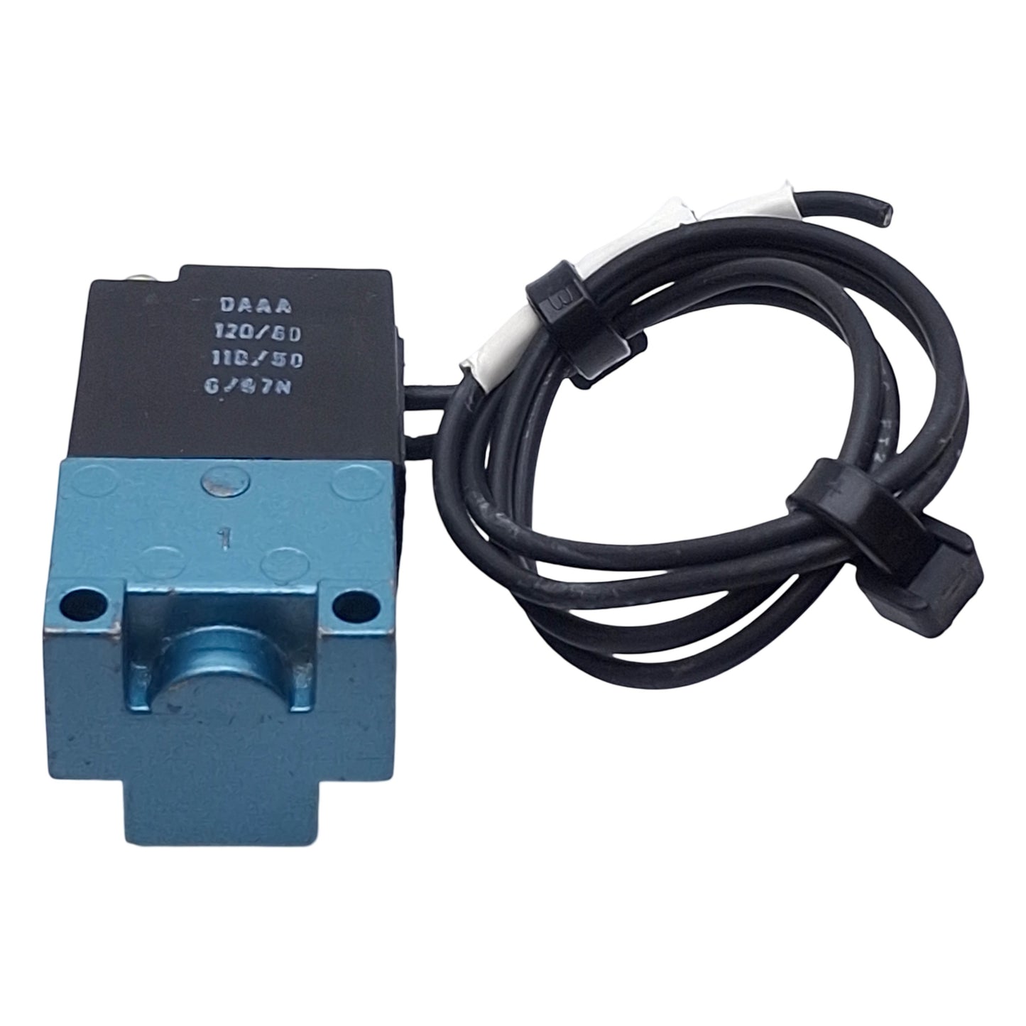 Used MAC 35A-AAA-DAAA-1BA Solenoid Valve, 3-Way, 1/8in NPT, 120psi, 110/120VAC Coil