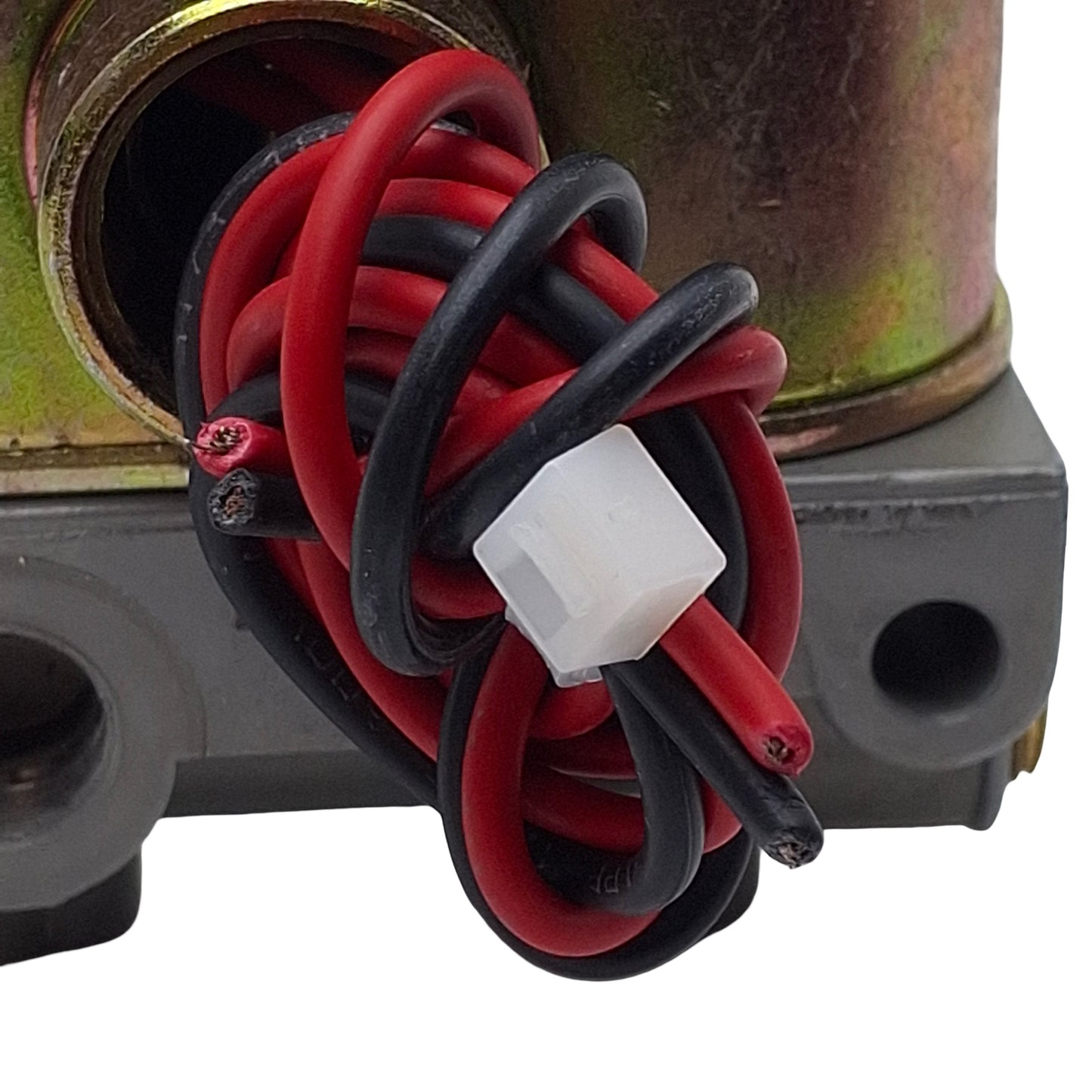 Used Parker V935LEH2100 Skinner Solenoid Valve, 4-Way, 1/4in NPT, 100psi, 120VAC Coil