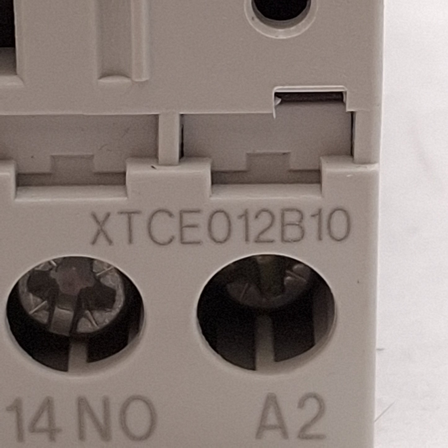 Used Eaton XTCE012B10TD IEC Contactor, 3NO+1NO, 12A, 10HP @ 3Ø 600VAC, 24VDC Coil